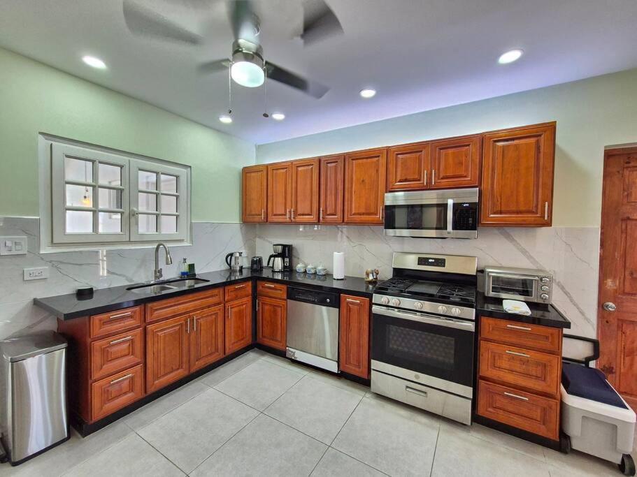 Ruby Villa - Lakes Edge