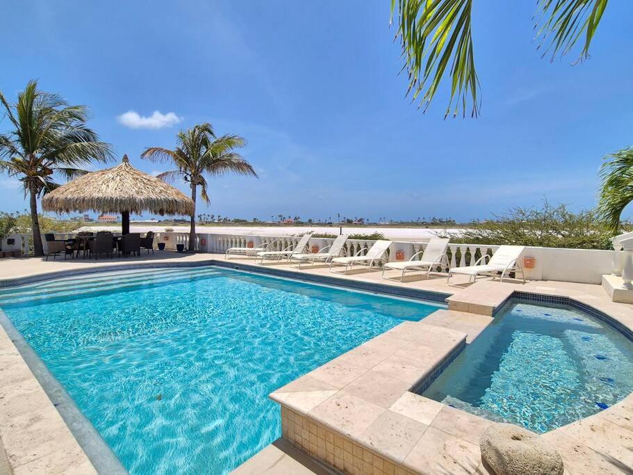 Ruby Villa - Lakes Edge