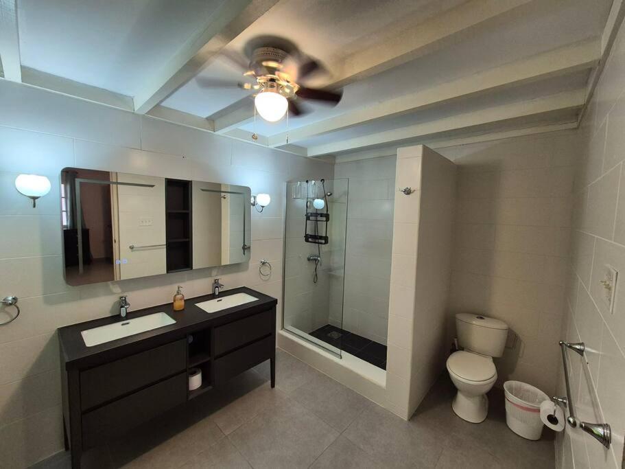 Ruby Villa - Lakes Edge