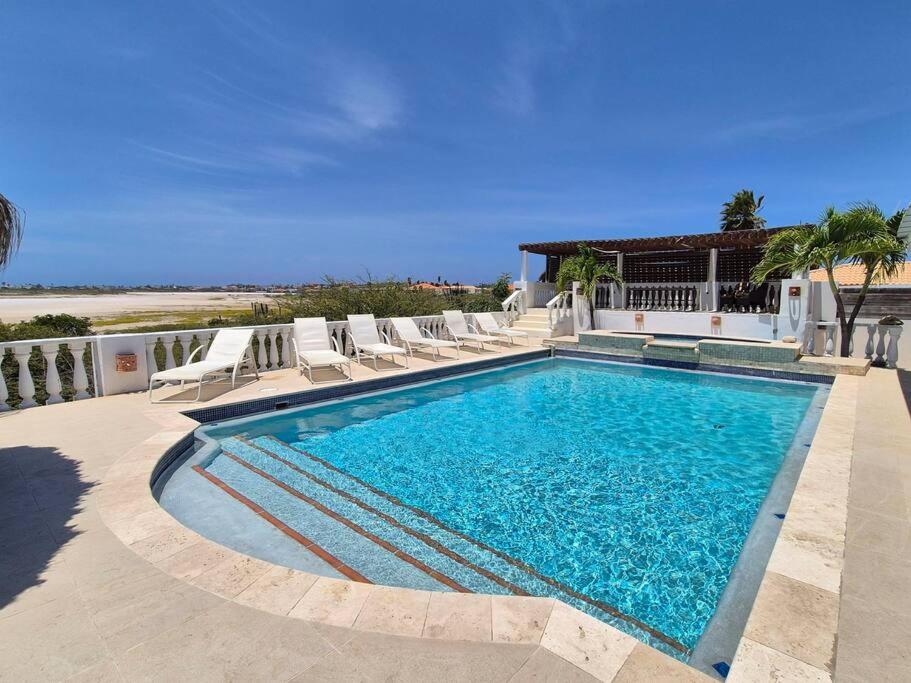 Ruby Villa - Lakes Edge