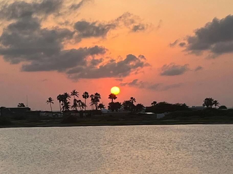 Ruby Villa - Lakes Edge
