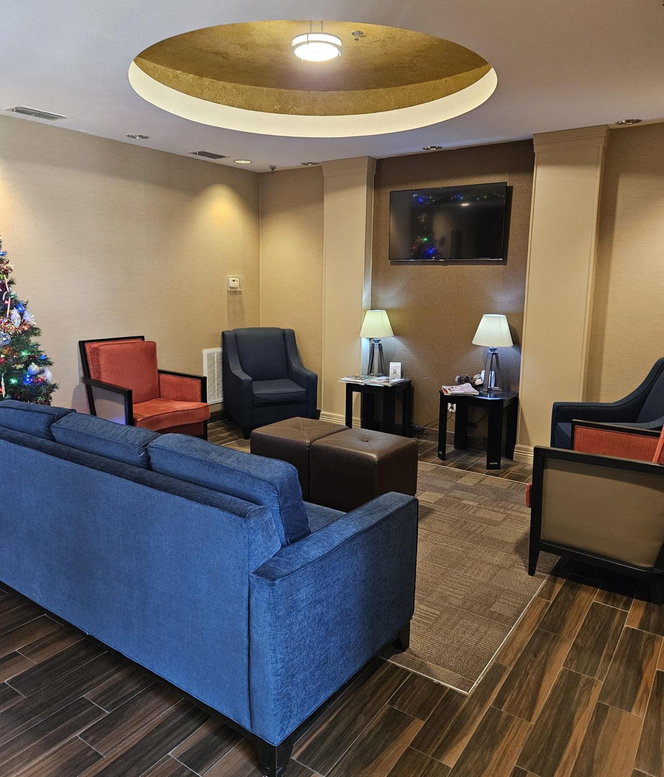 Comfort Inn  Suites Donna near I-2 - Property Image 11
