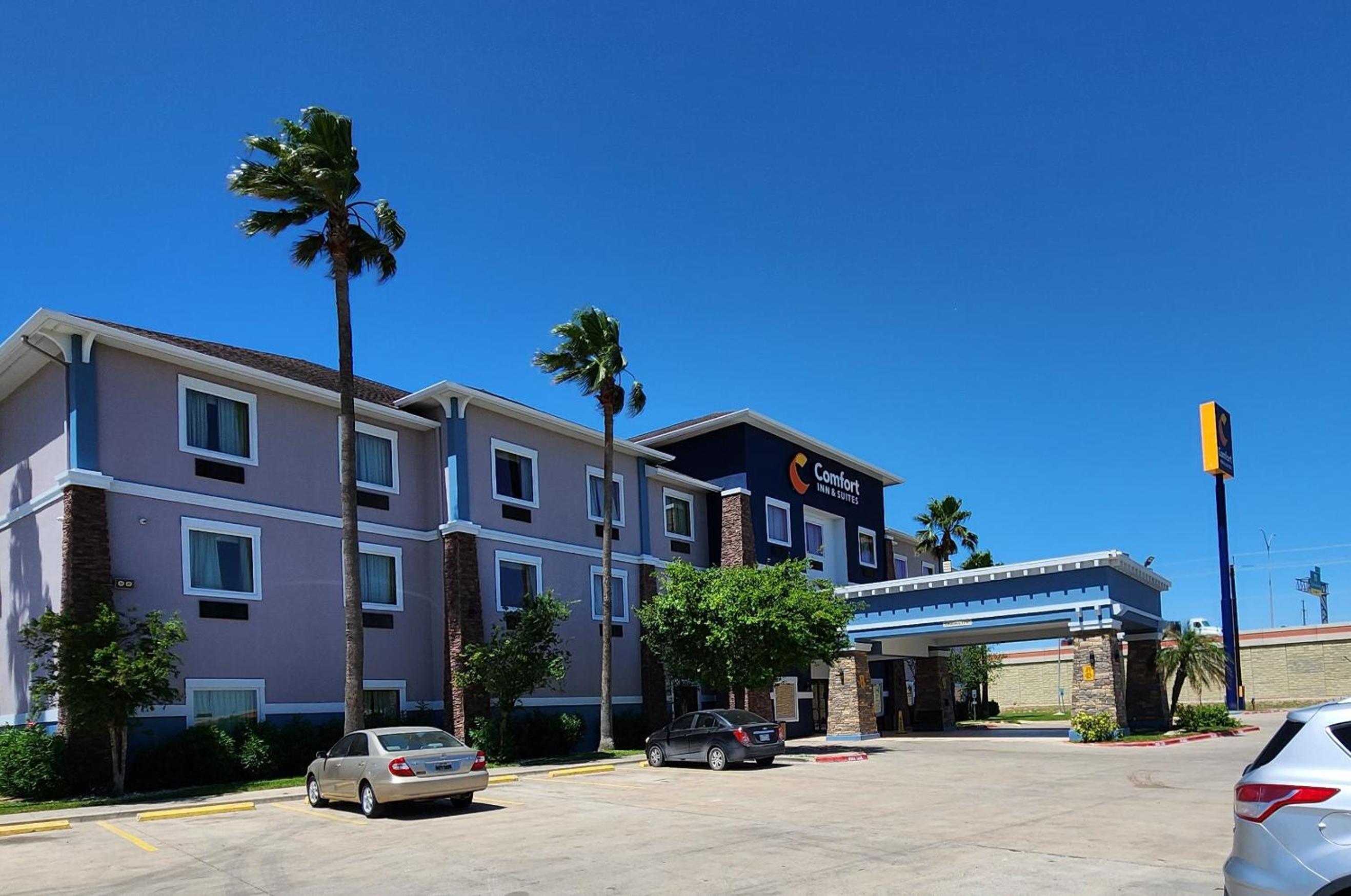 Comfort Inn  Suites Donna near I-2 - Property Image 9