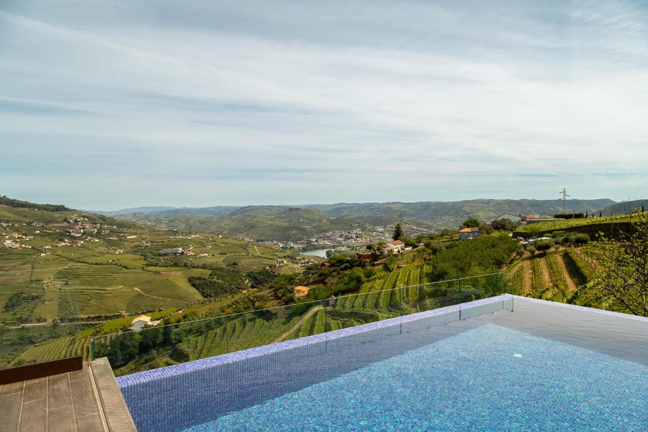Casa da Quebrada, Douro view 4