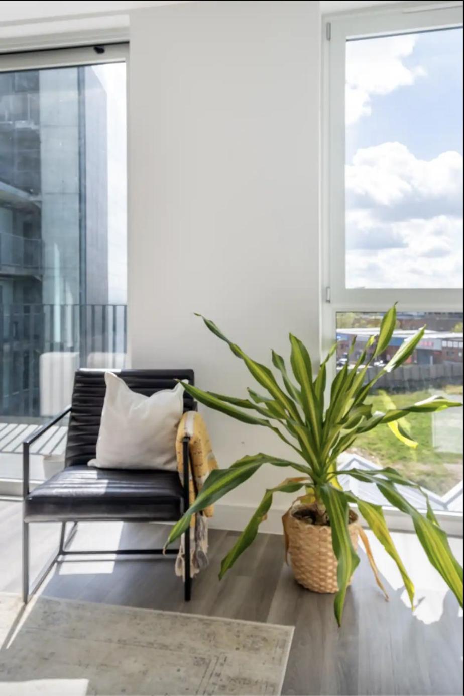 Scandi Style Flat in London with Private Terrace