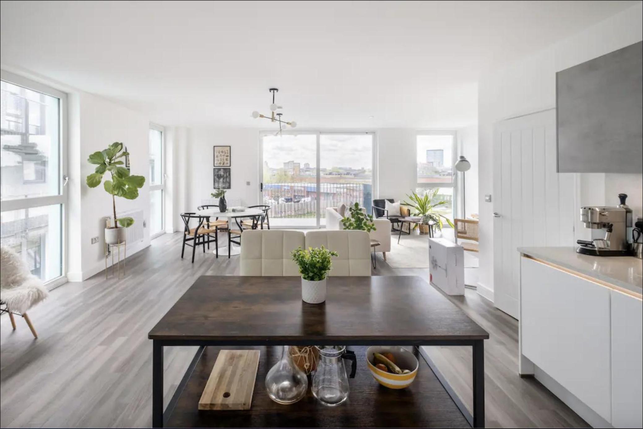 Scandi Style Flat in London with Private Terrace