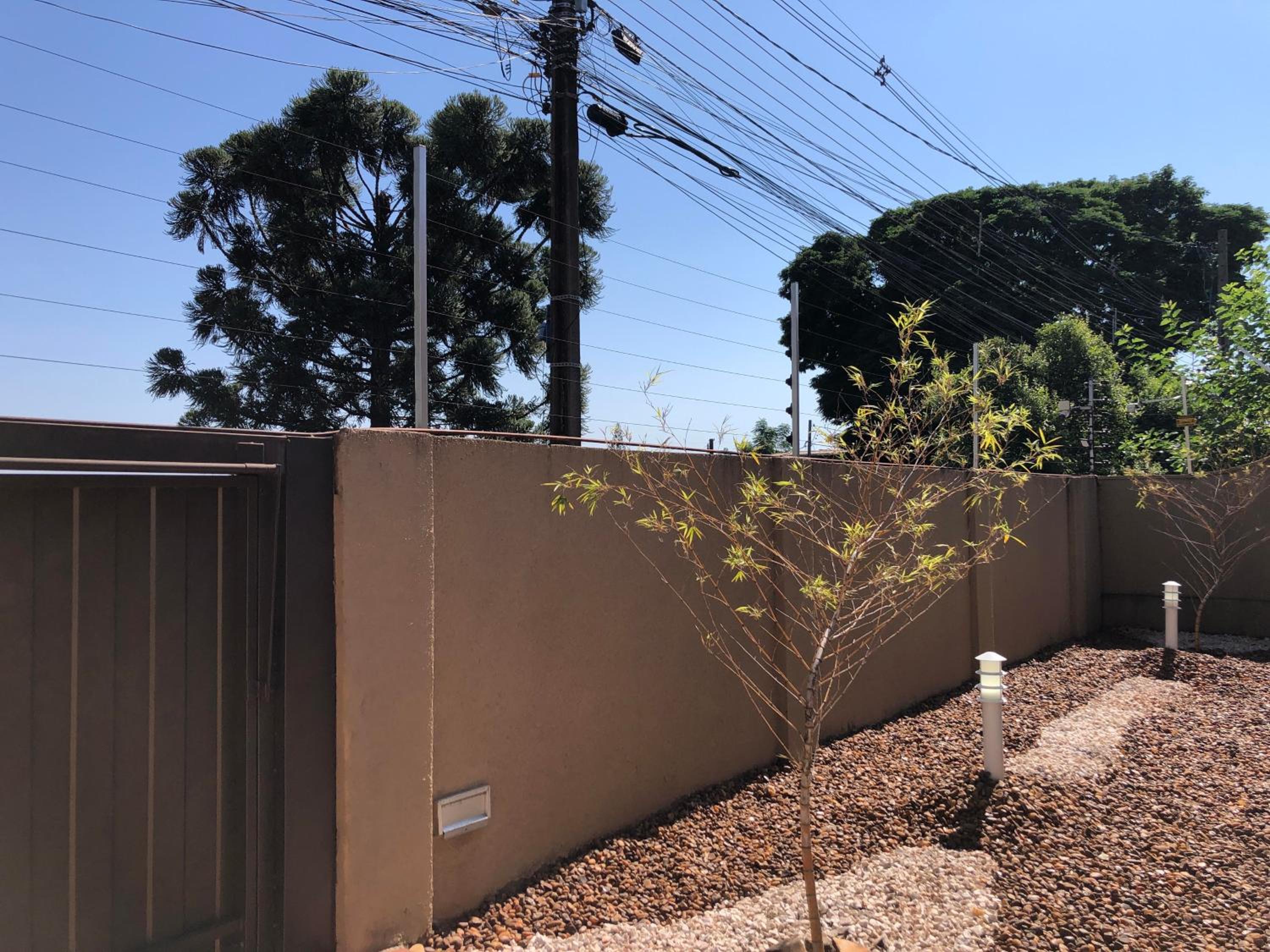 Casa Térrea 3 quartos, sendo 1 suíte Maringá