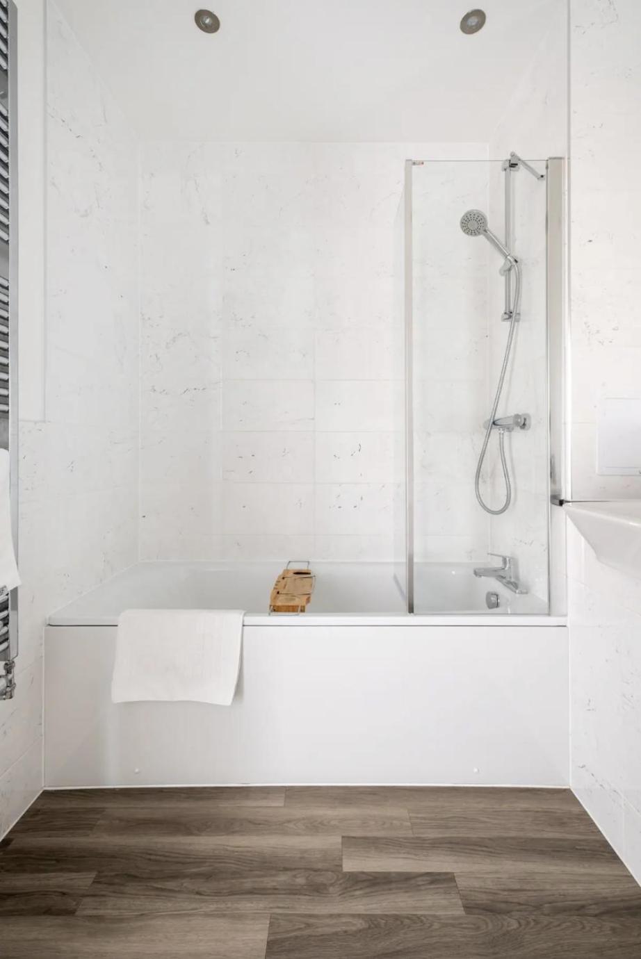 Scandi Style Flat in London with Private Terrace