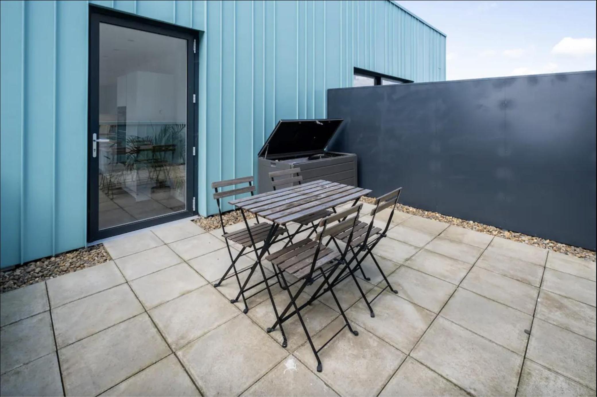 Scandi Style Flat in London with Private Terrace