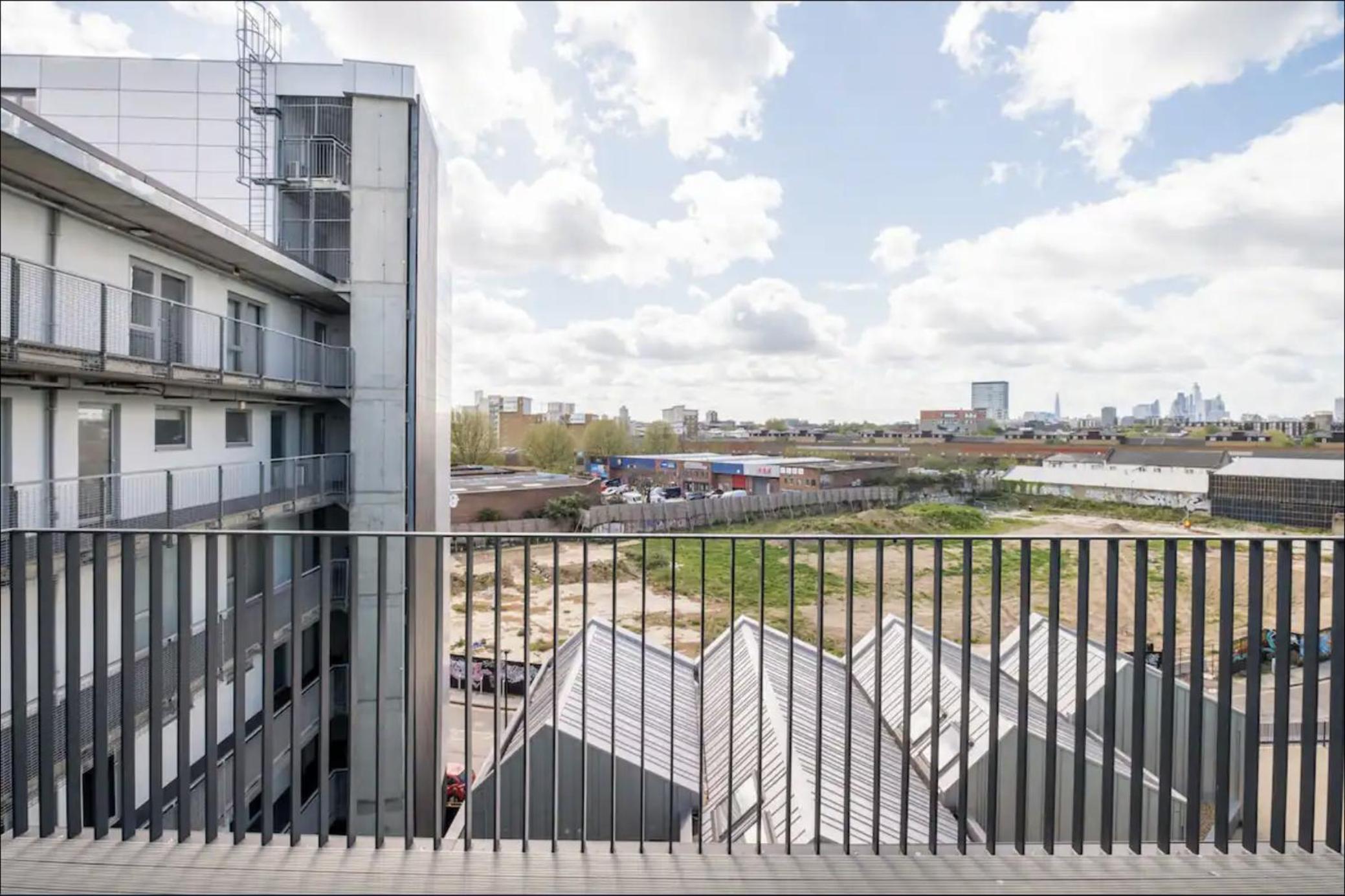 Scandi Style Flat in London with Private Terrace