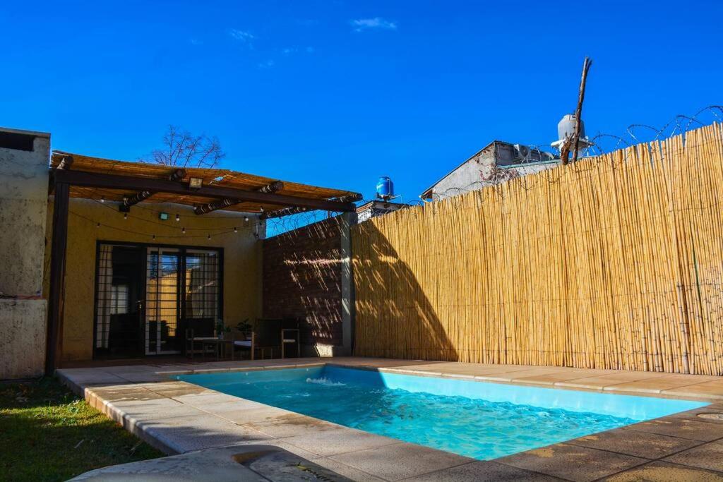 Hermosa Casa, Chacras de Coria-Pileta-Parrilla-AA