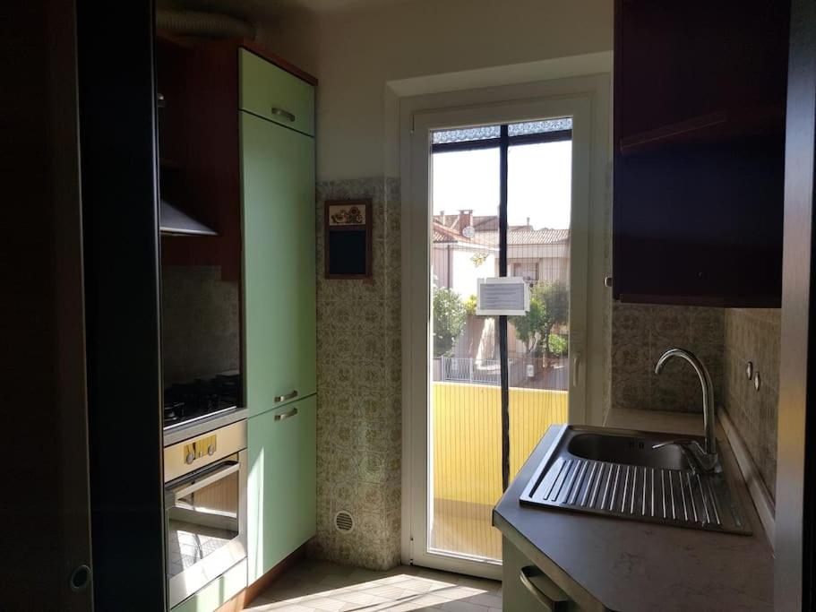 Casa Ellie - casa vacanze con giardino e posto auto privati view 4