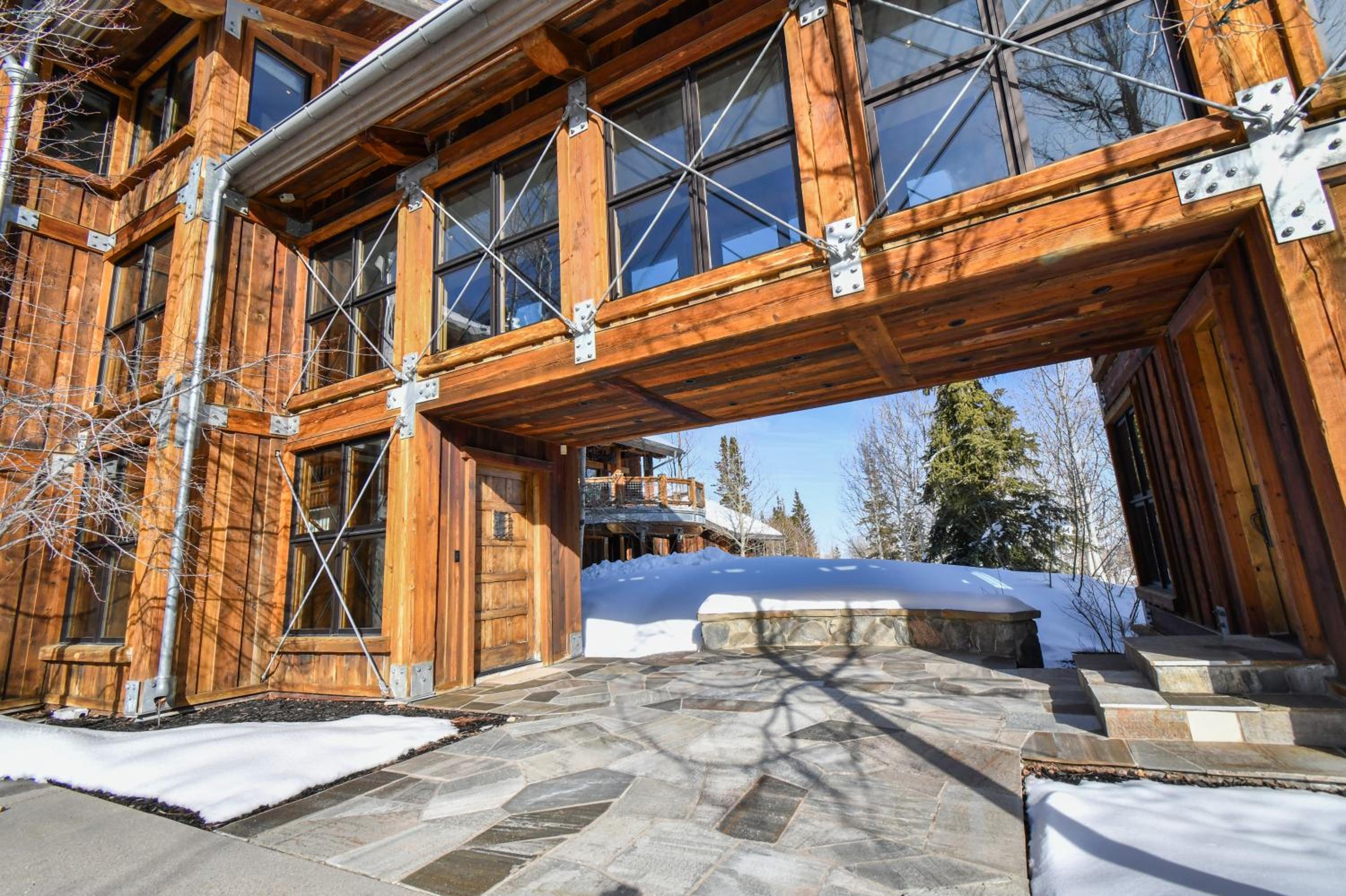 Ski in out Mountain Estate in The Colony w Hot Tub, Theater, Game Room view 5