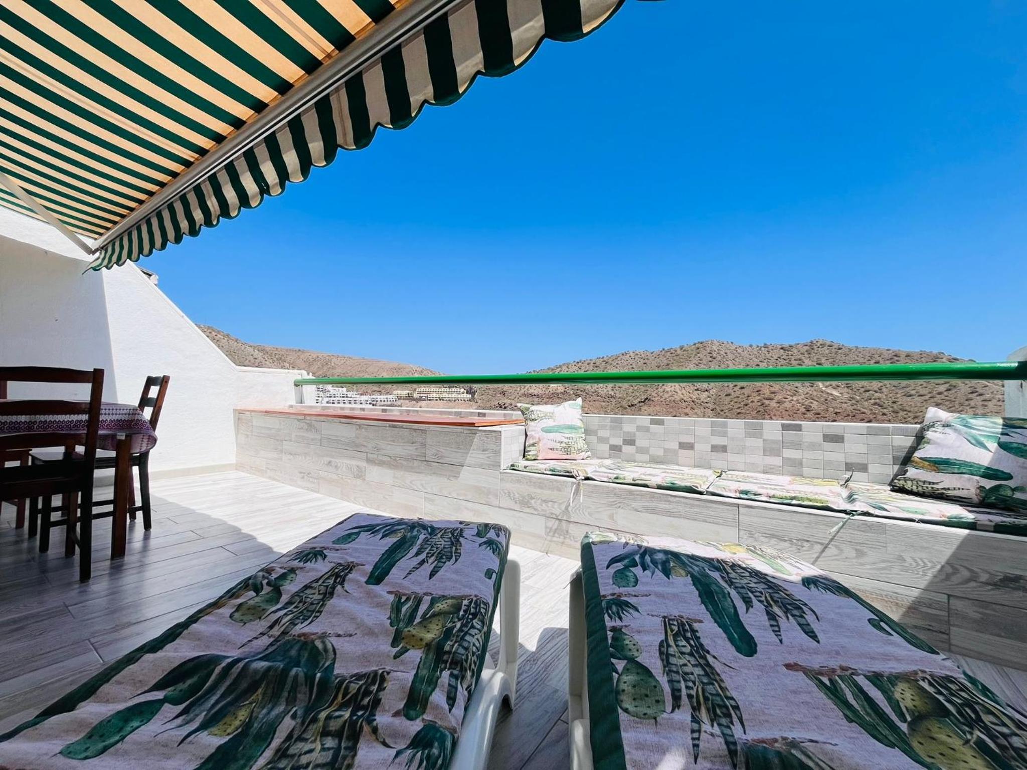 Corona Amarilla Ocean View by Alquiler de Súeño