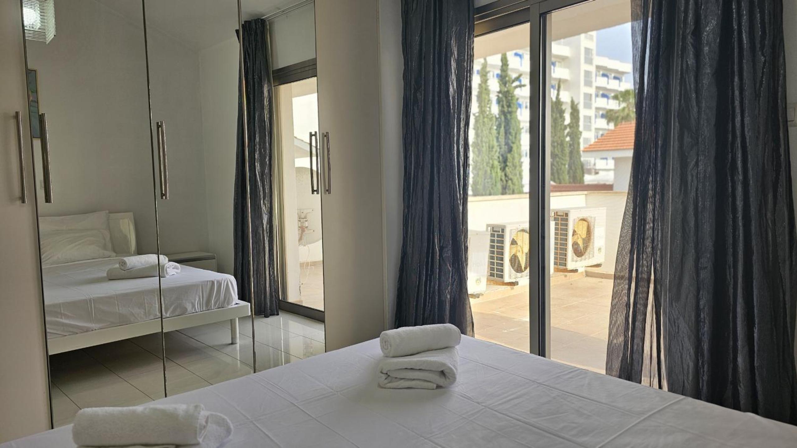 STAY Sunset Lagoon Villa