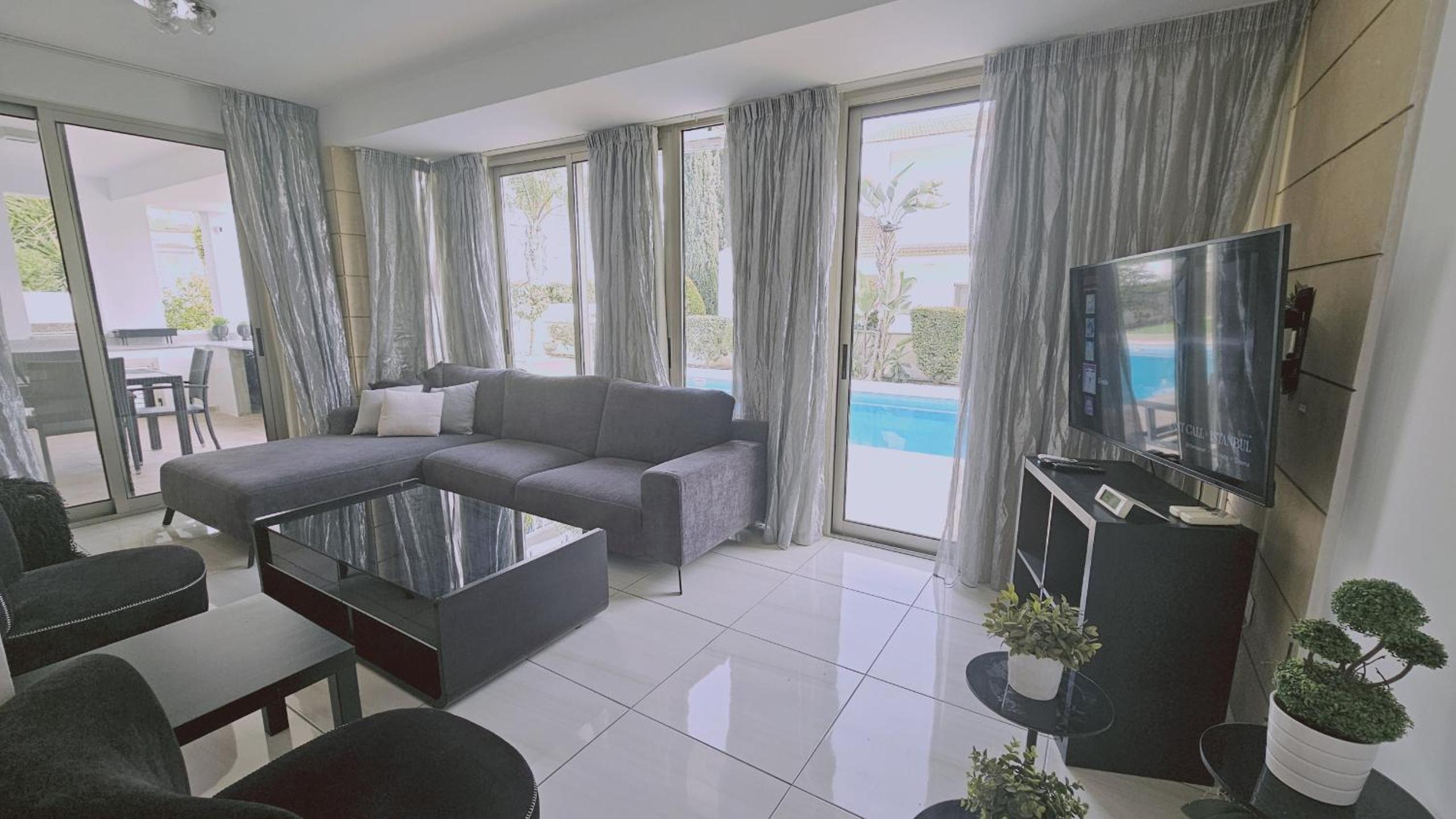 STAY Sunset Lagoon Villa