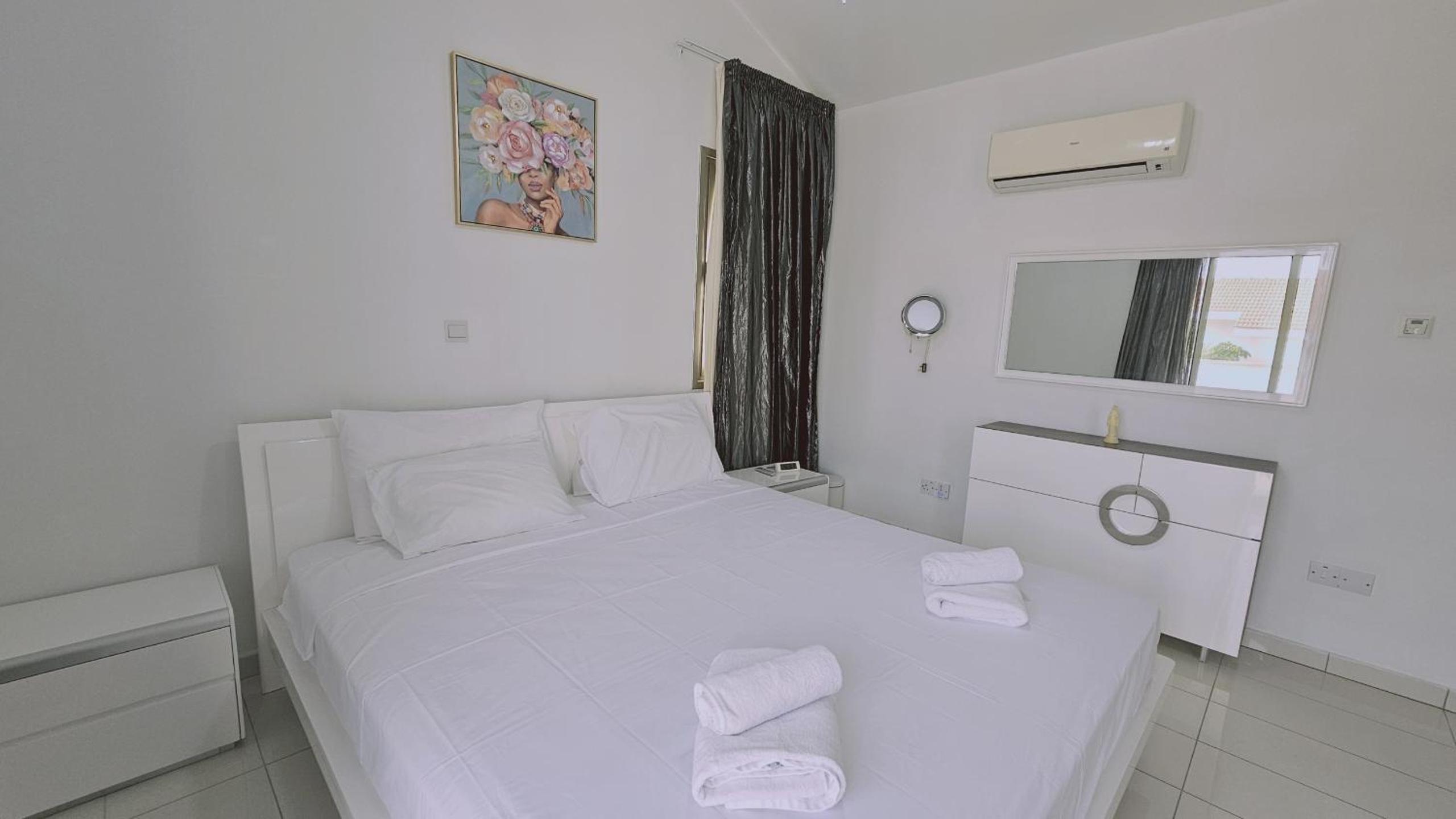 STAY Sunset Lagoon Villa