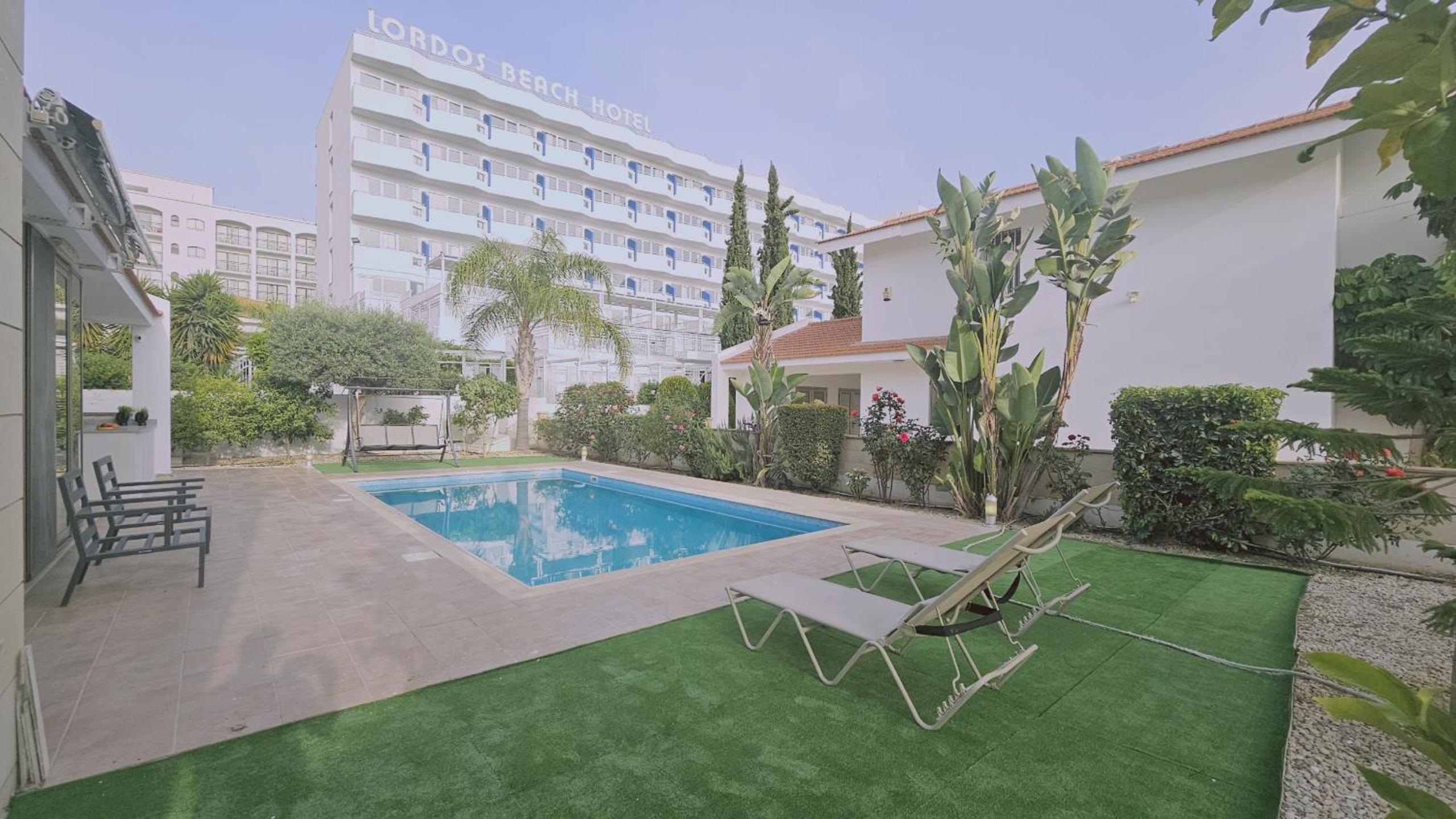 STAY Sunset Lagoon Villa