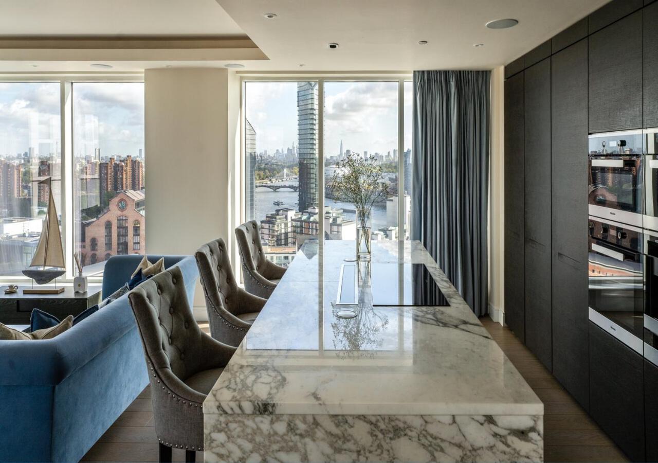 Luxury Riverside Residence