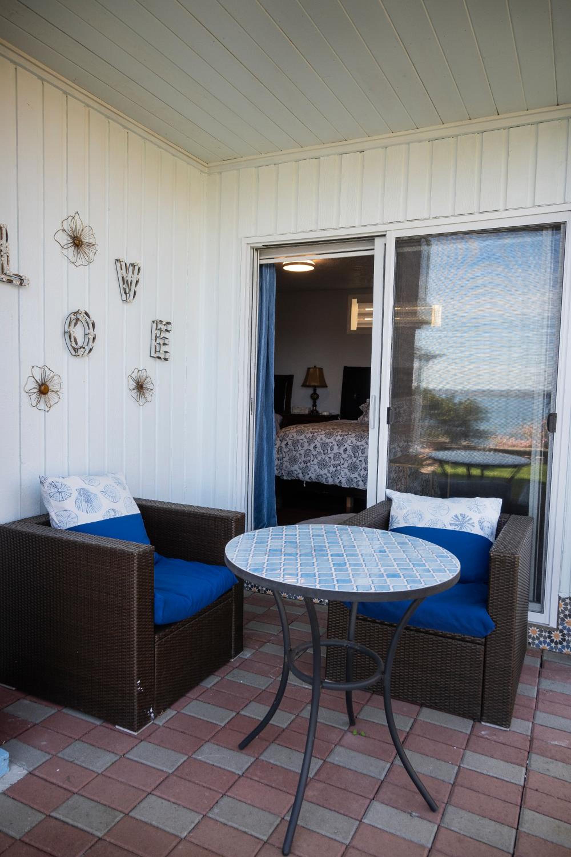 HOV B&B House -Hospitality Ocean View Victoria-