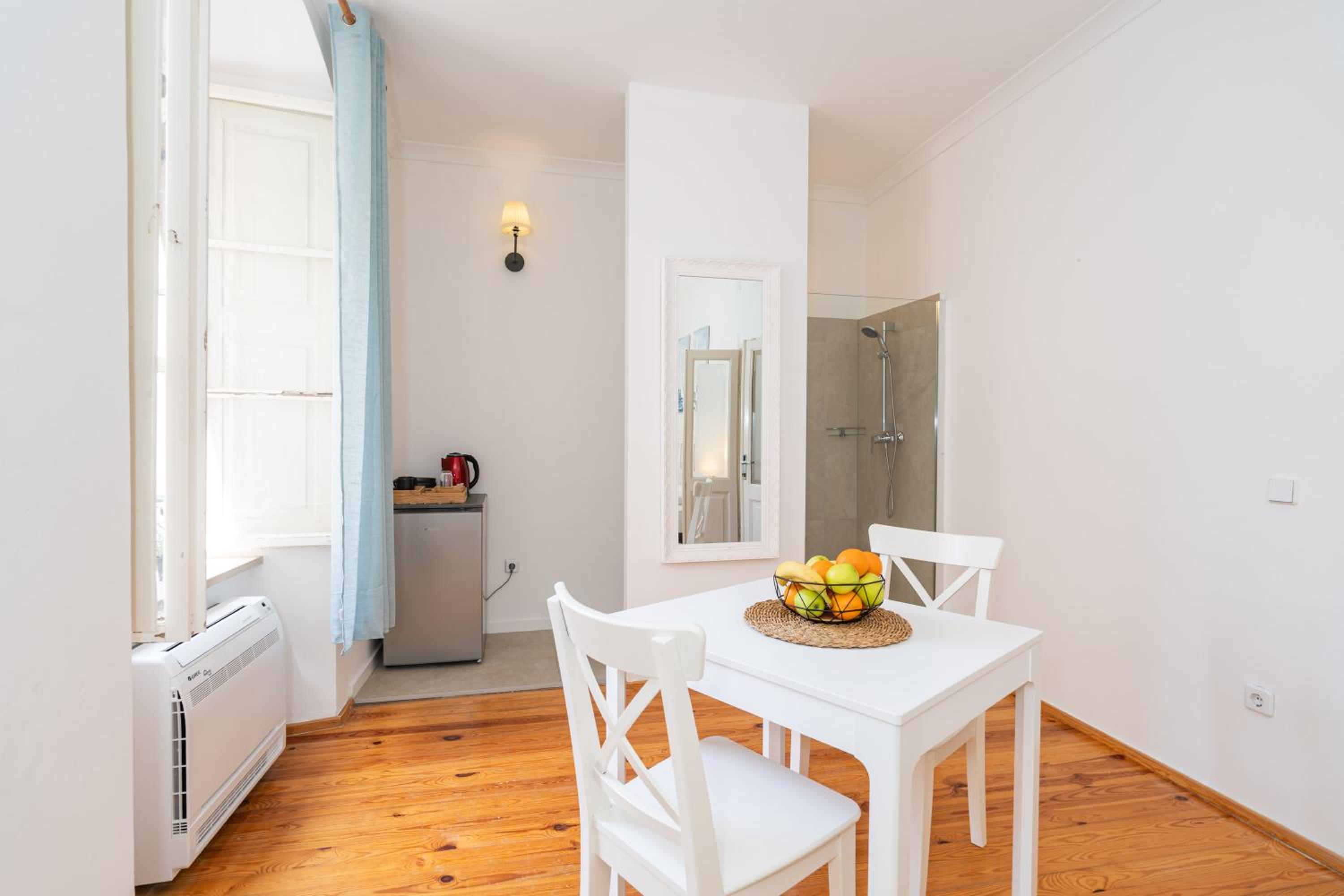 Kenova Apartments Old Town