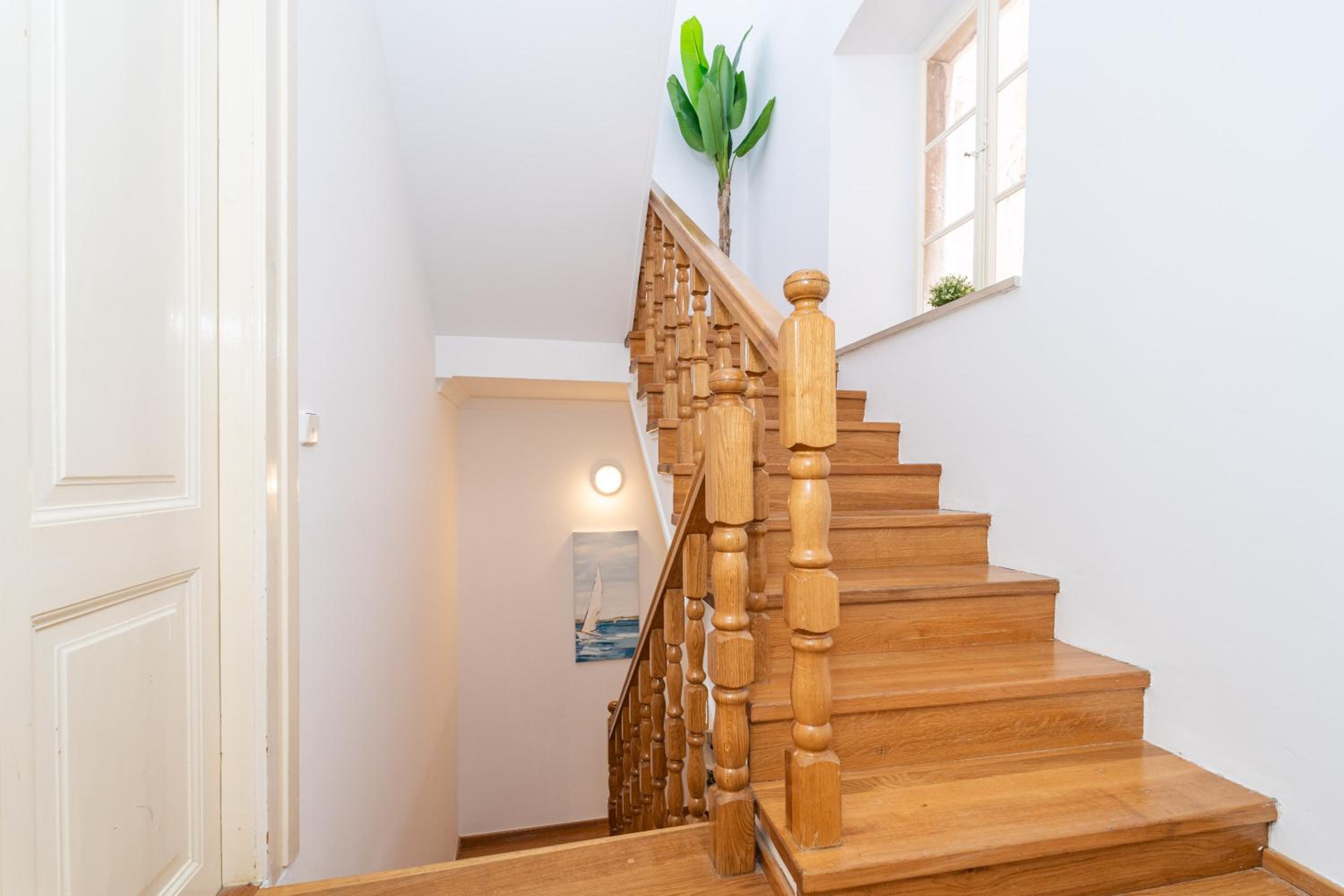 Kenova Apartments Old Town