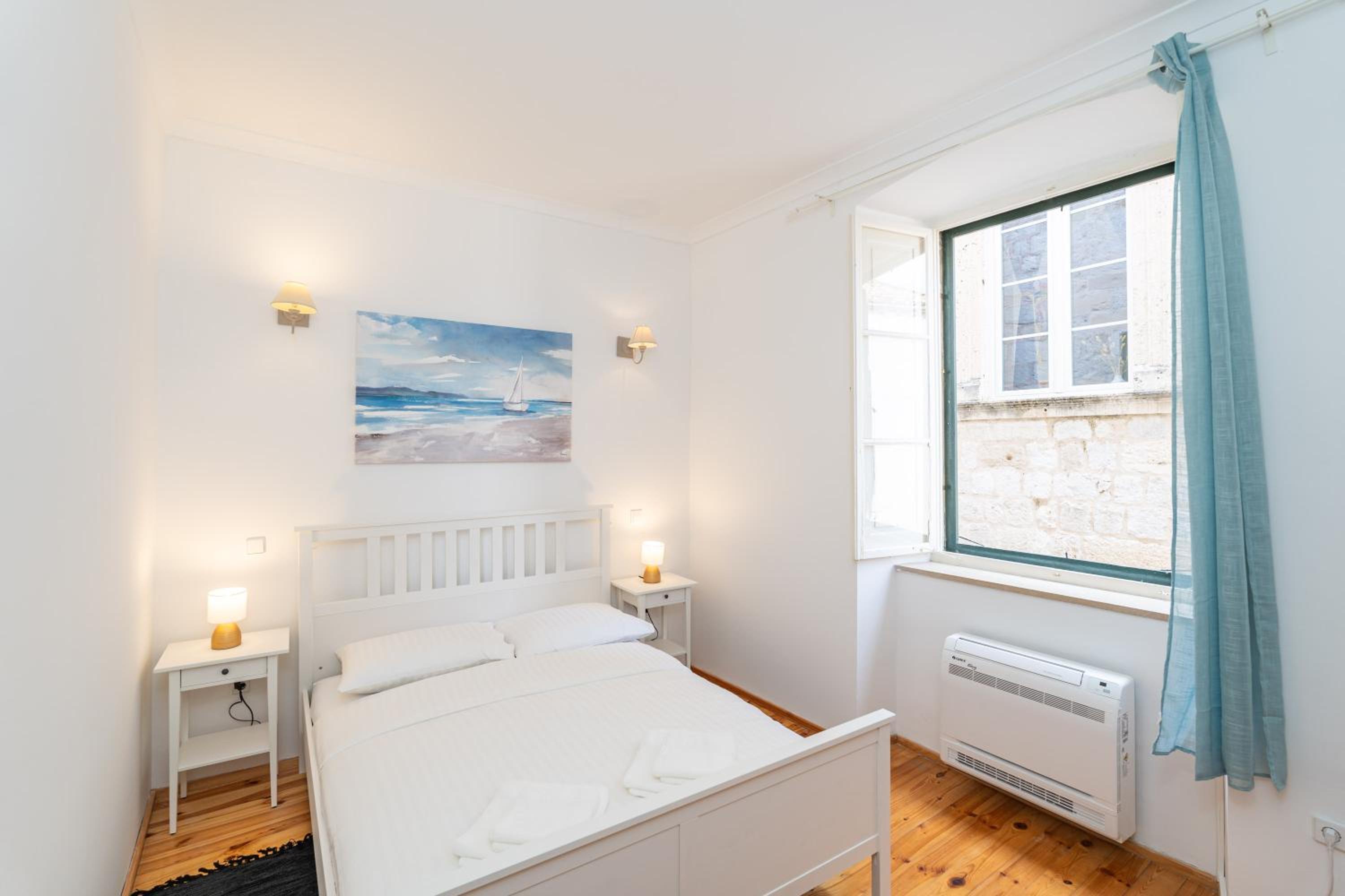 Kenova Apartments Old Town