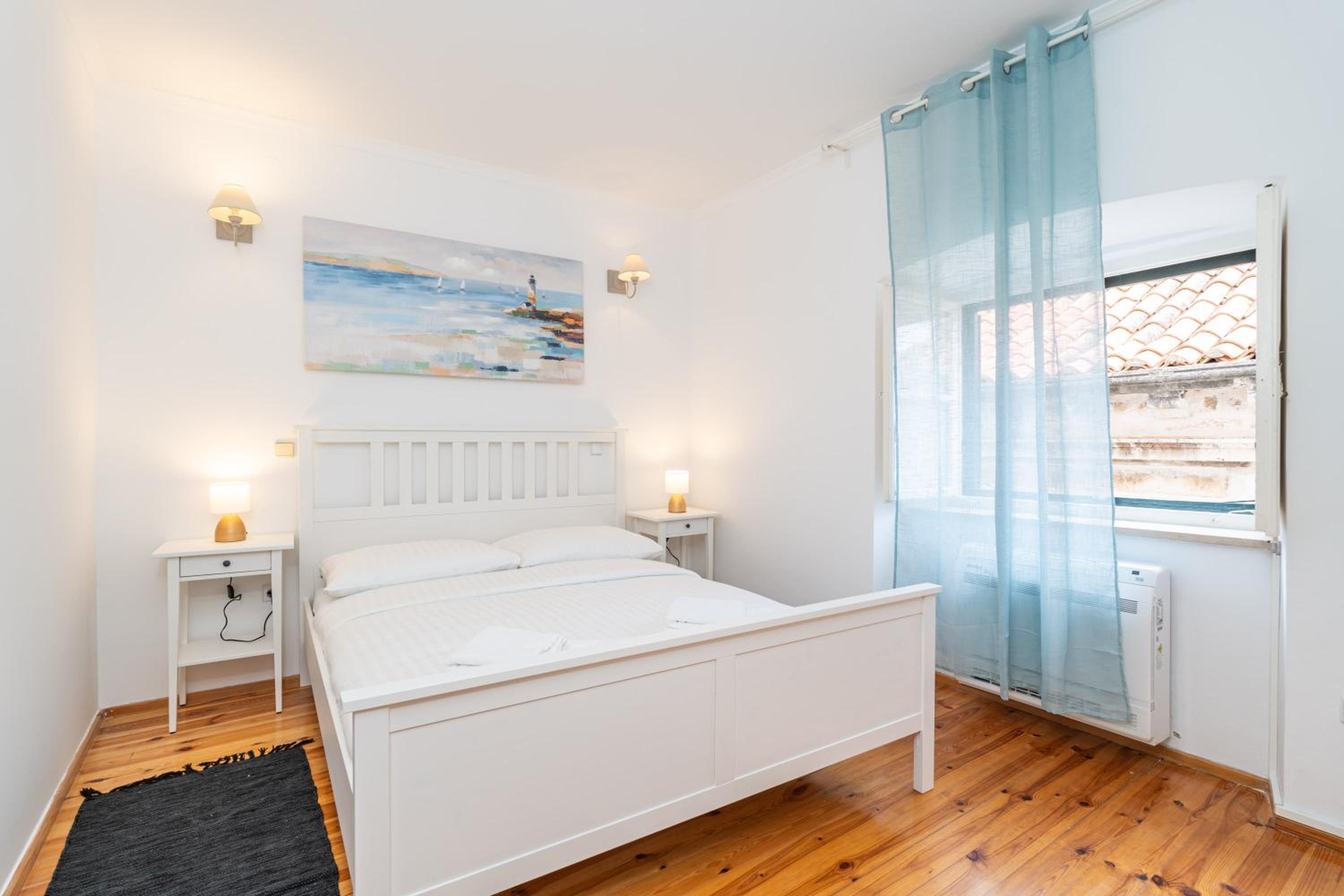 Kenova Apartments Old Town