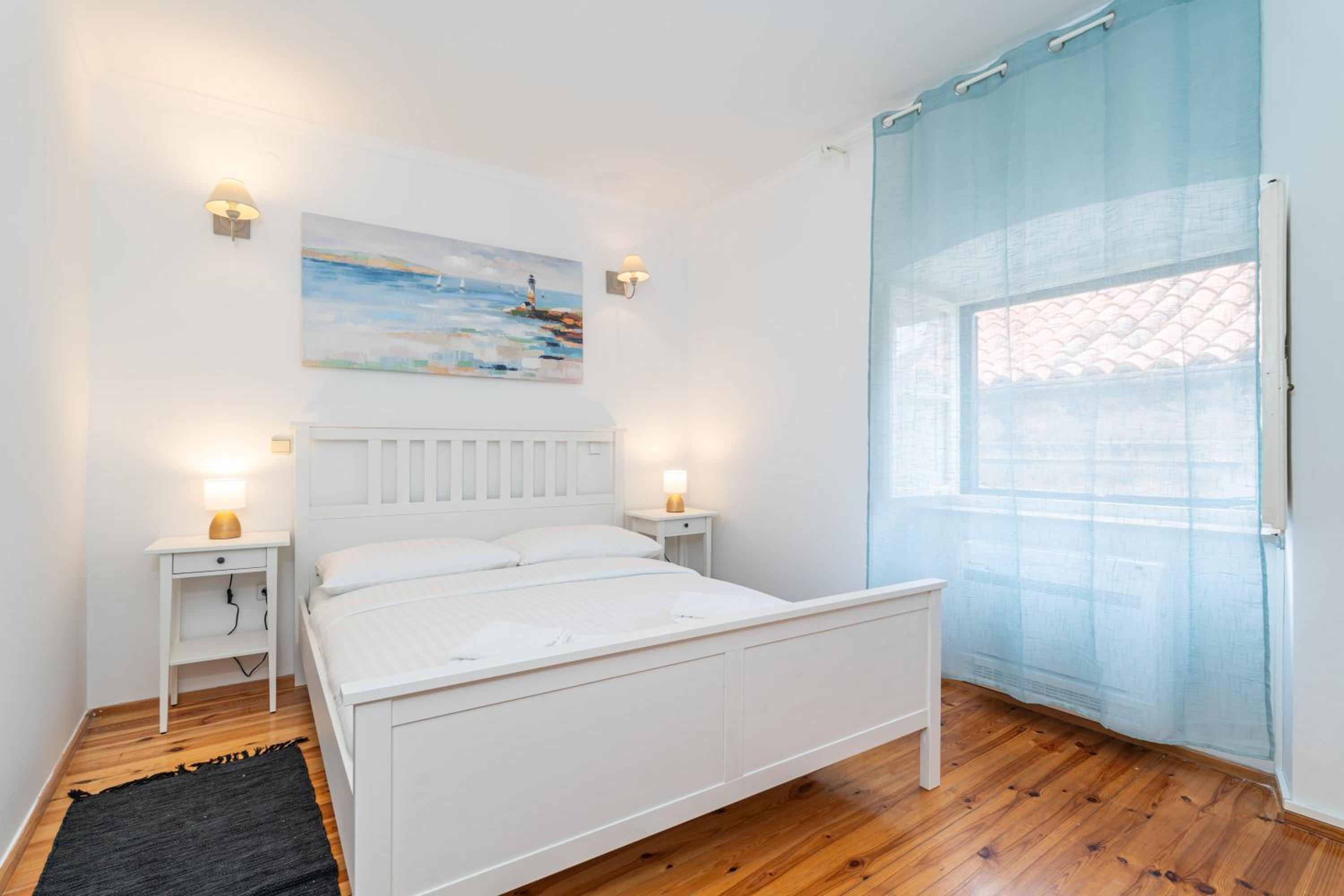 Kenova Apartments Old Town
