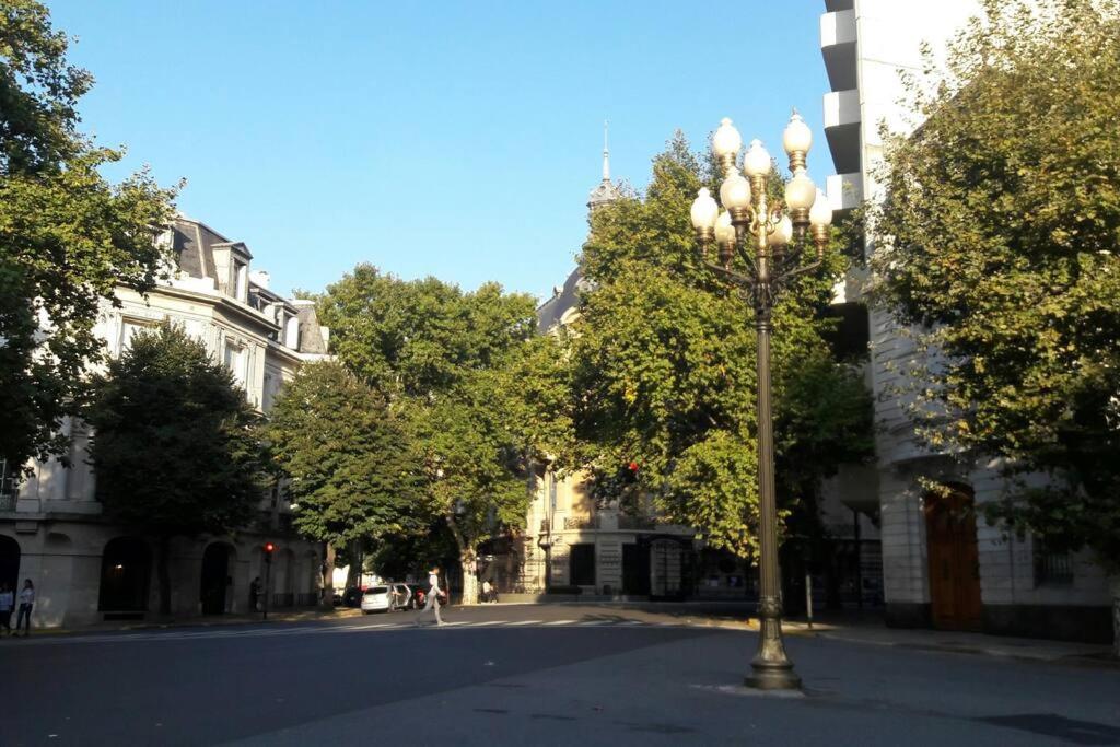 Av.Alvear/Patio Bullrich/Four Seasons Hotel area.