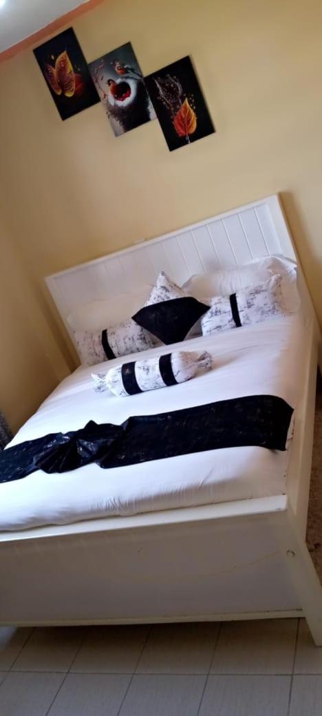 Floral BnB accommodation view 4
