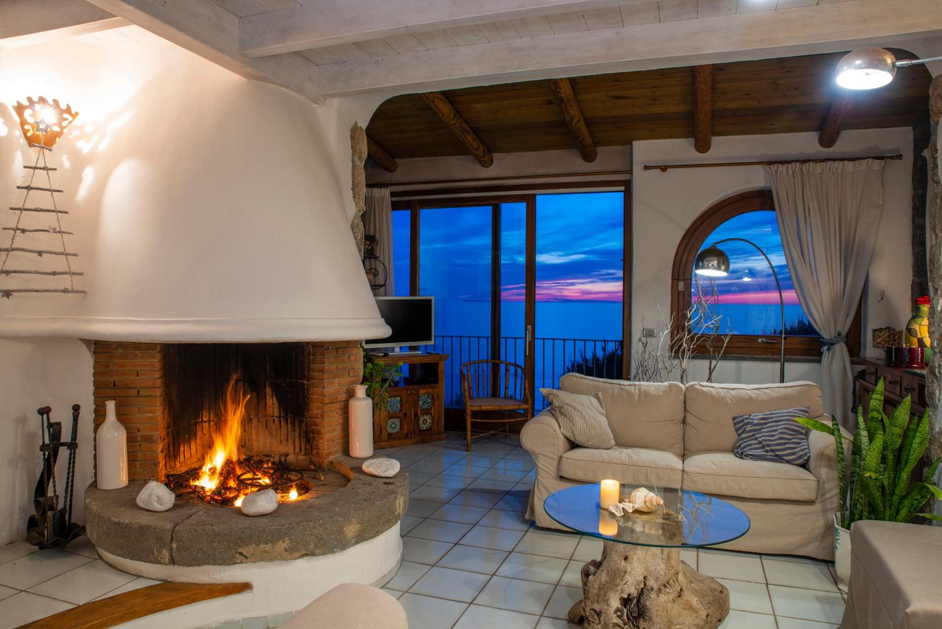 Villa Giò Punta Caruso view 5