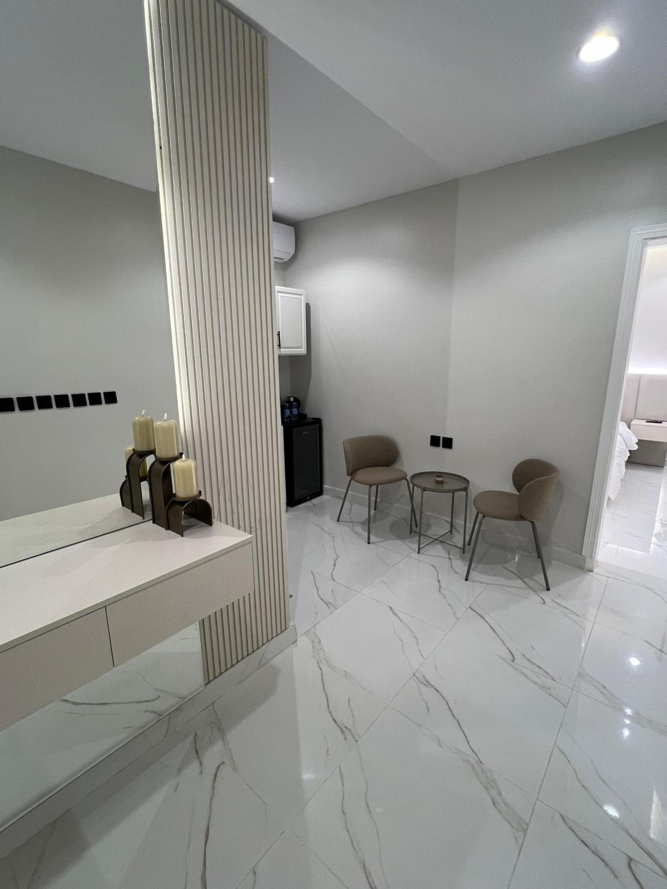 Quiet & elegant Apartment with self-entry