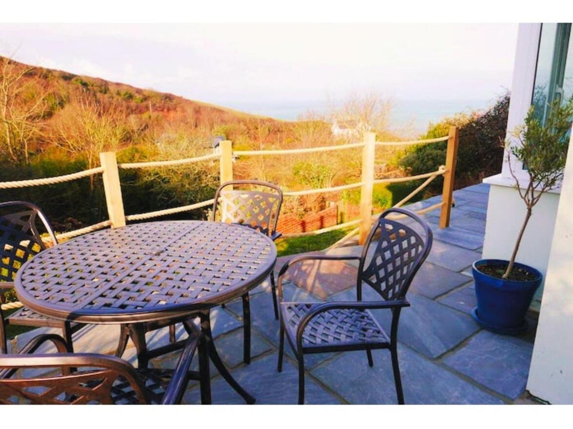 Morwelir Llangrannog