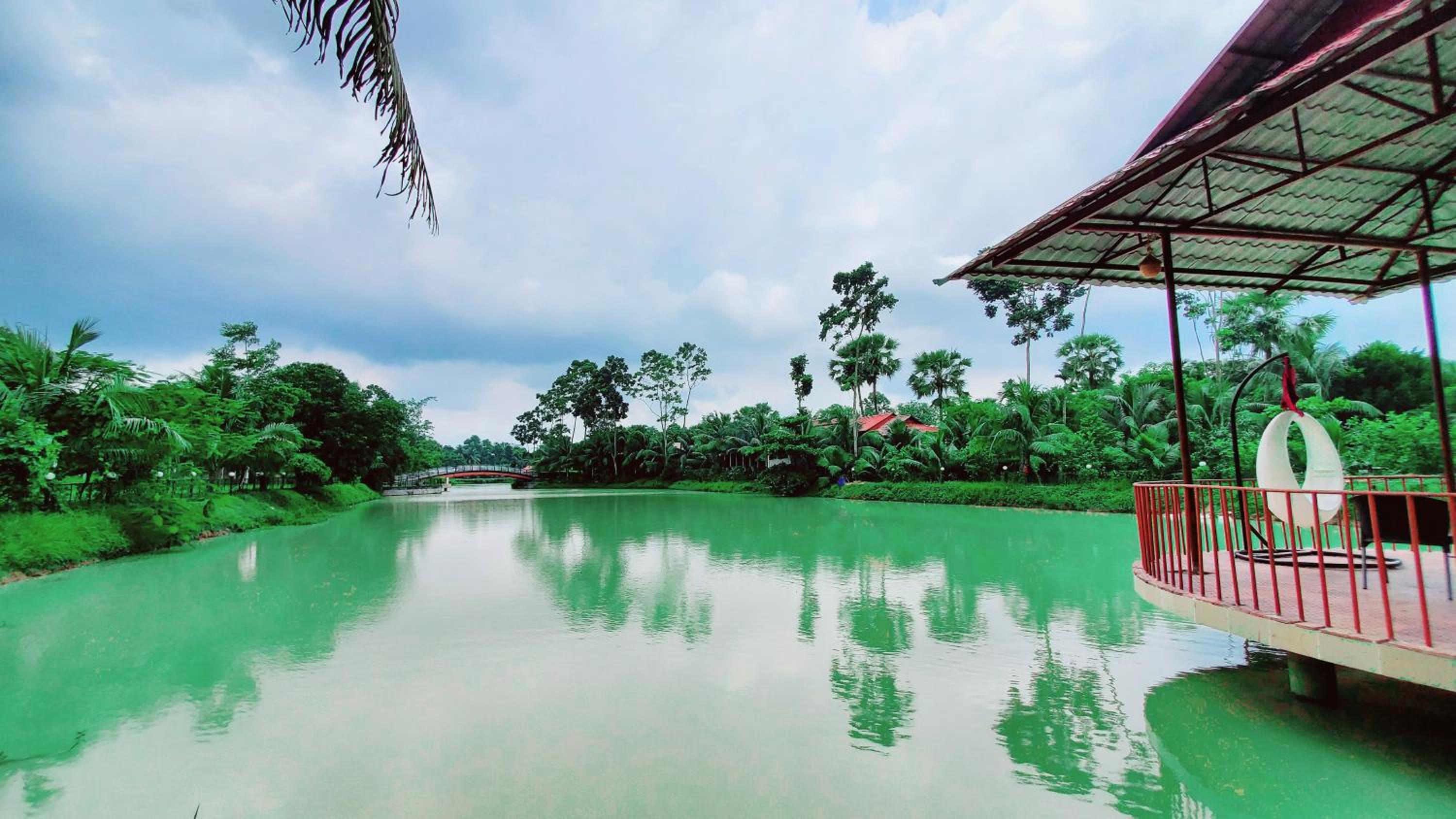 Kokomo Sunset Resort