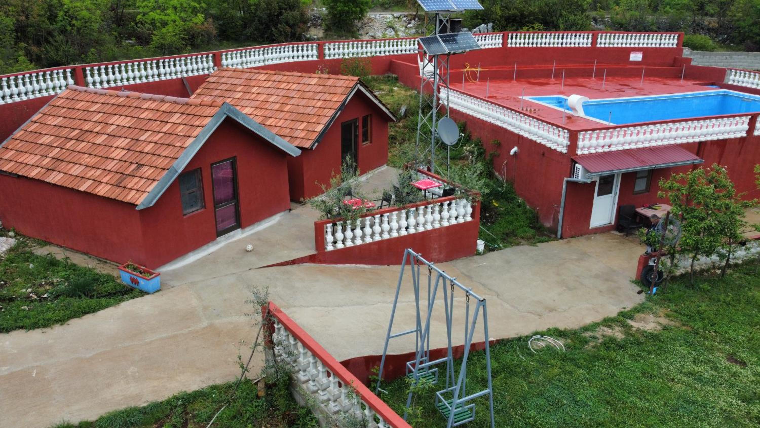Red apartman 4