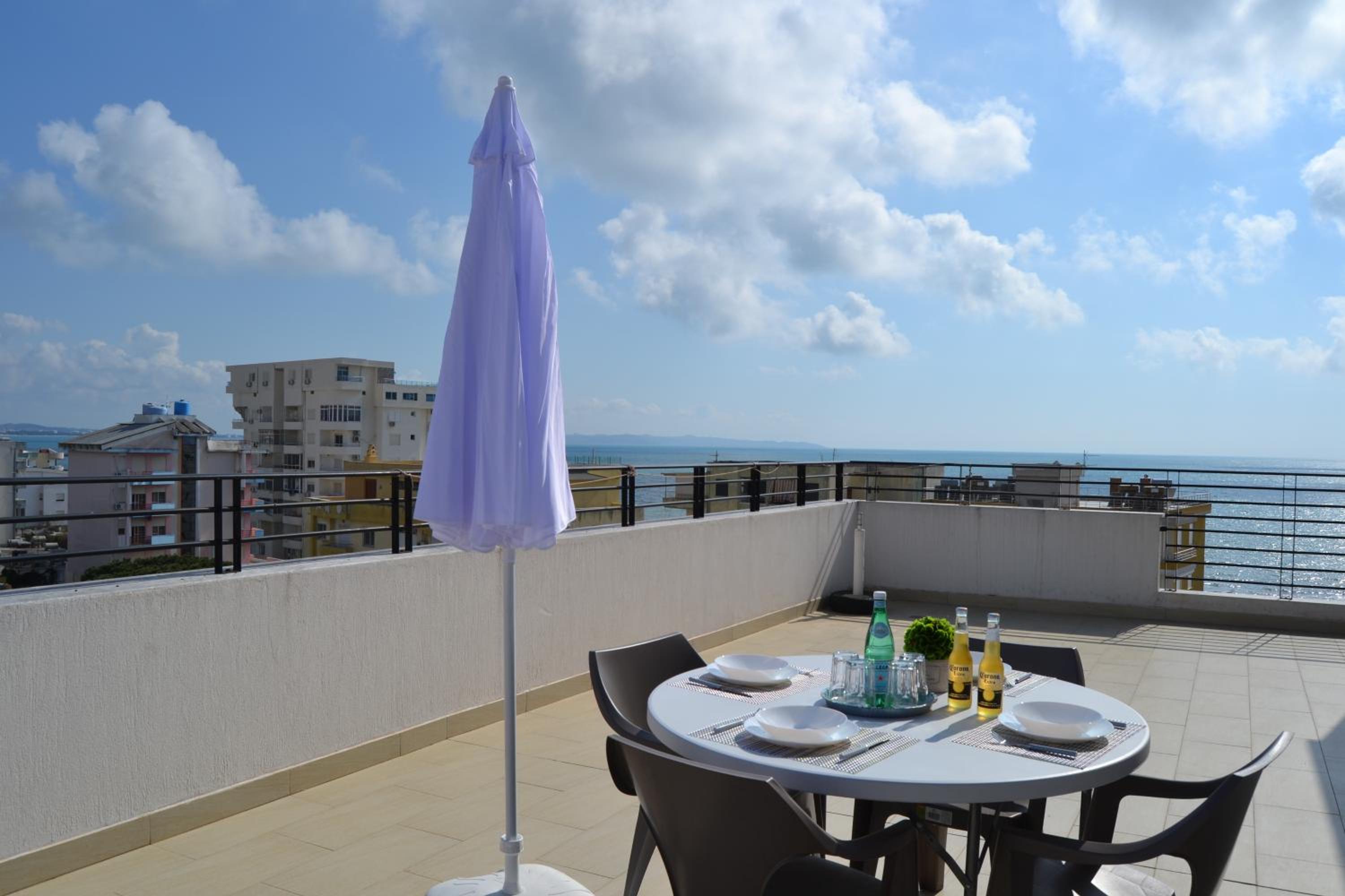Terrace Apartment, see view, plazh - Durres