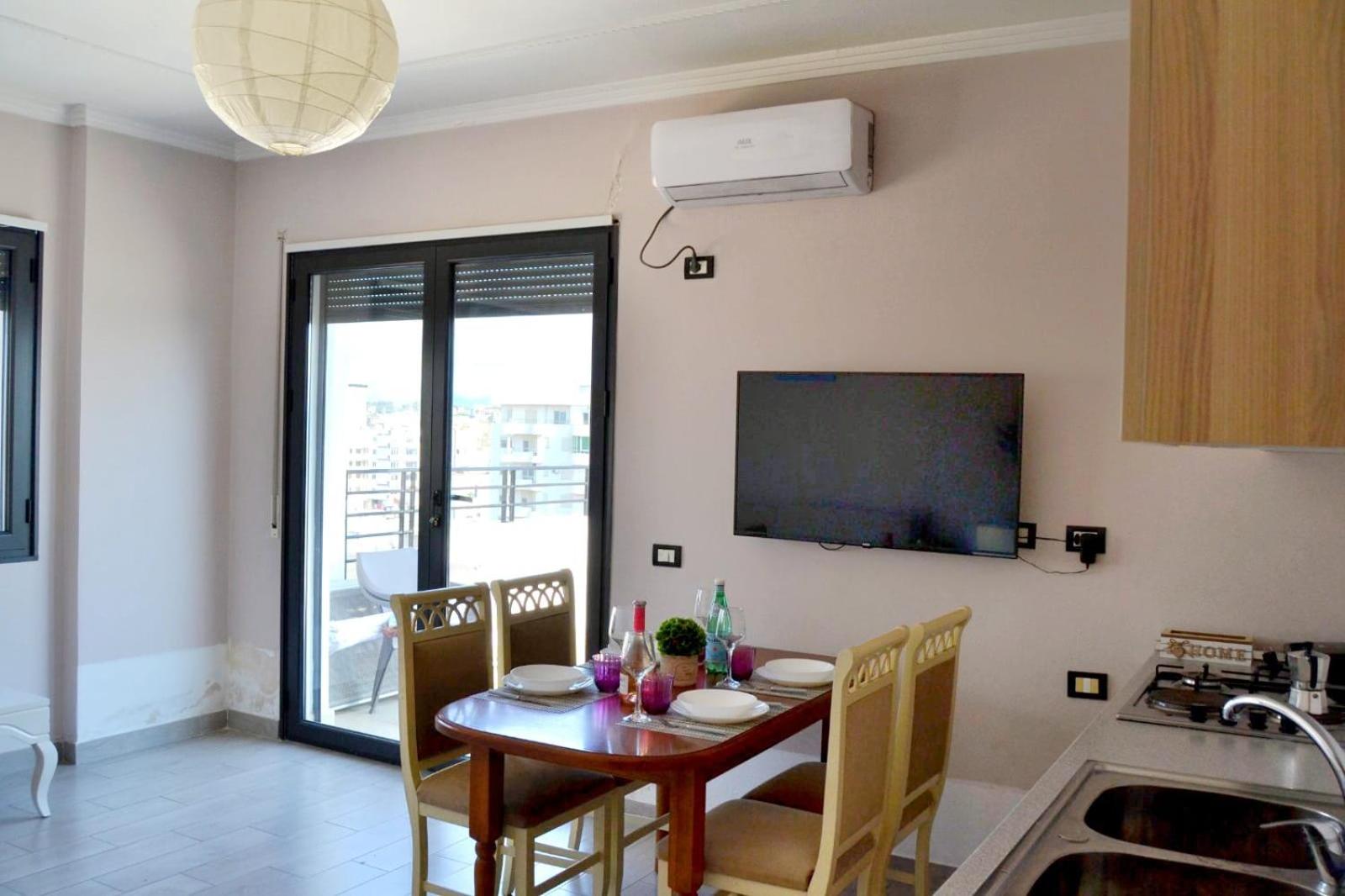 Terrace Apartment, see view, plazh - Durres
