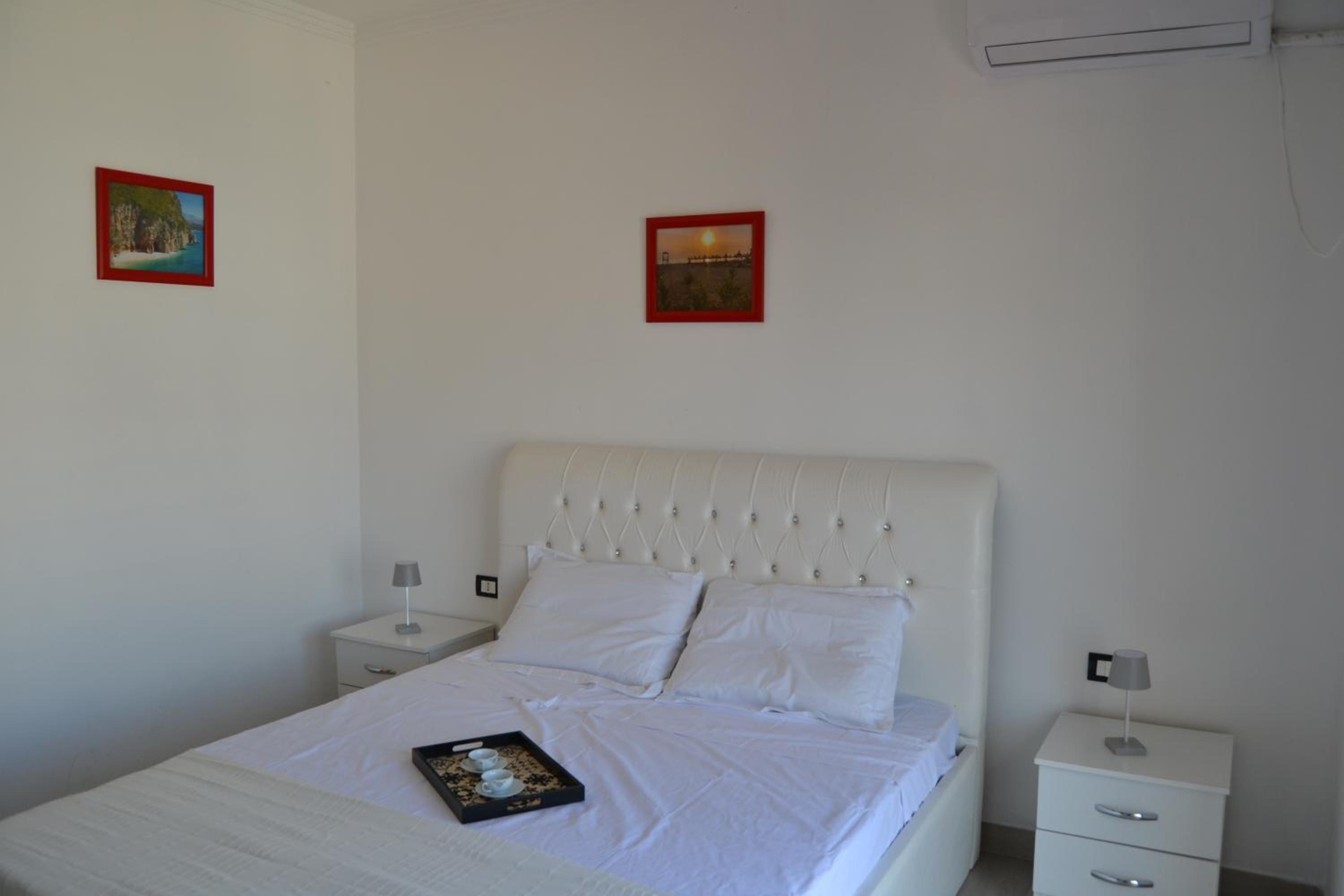 Terrace Apartment, see view, plazh - Durres