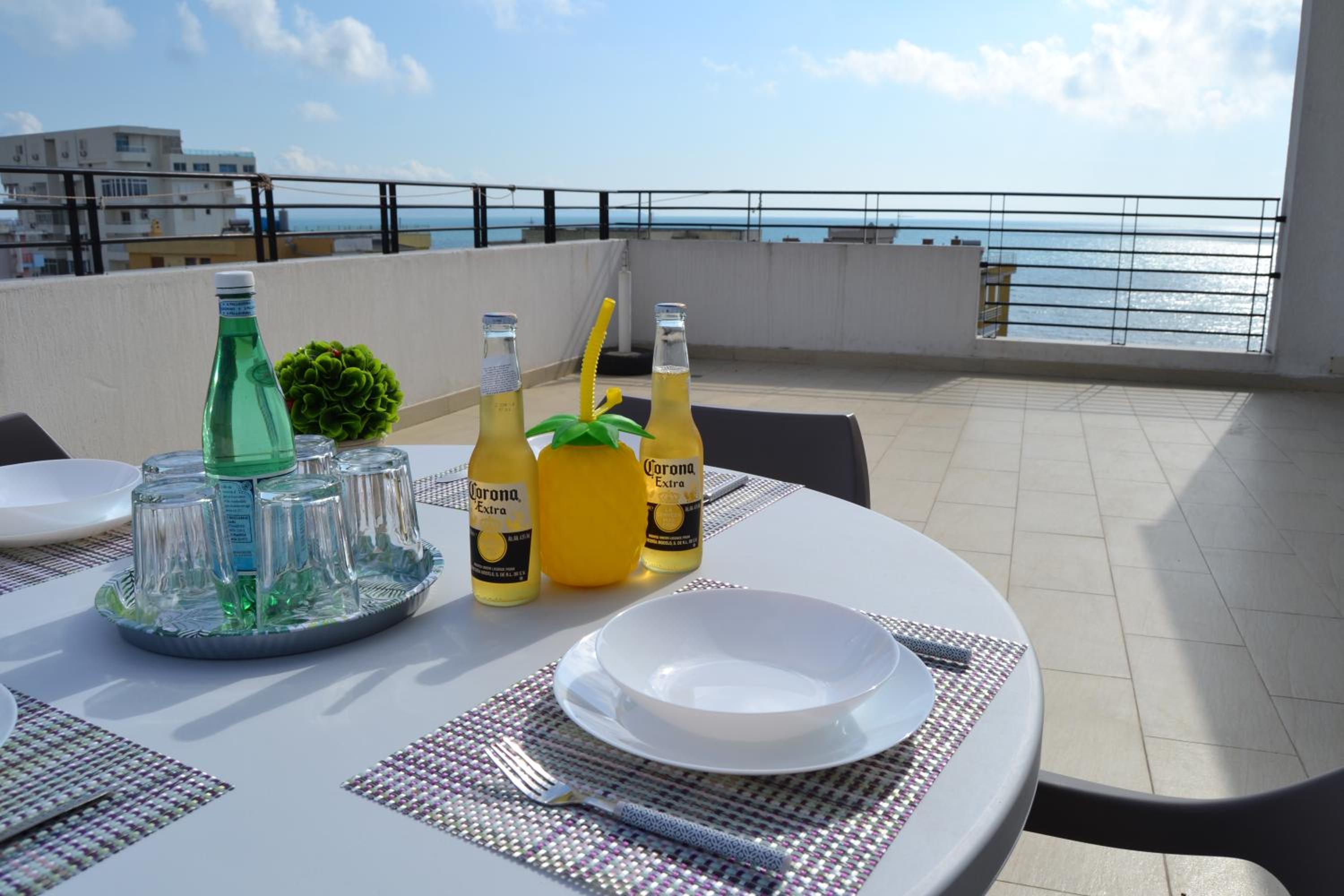 Terrace Apartment, see view, plazh - Durres