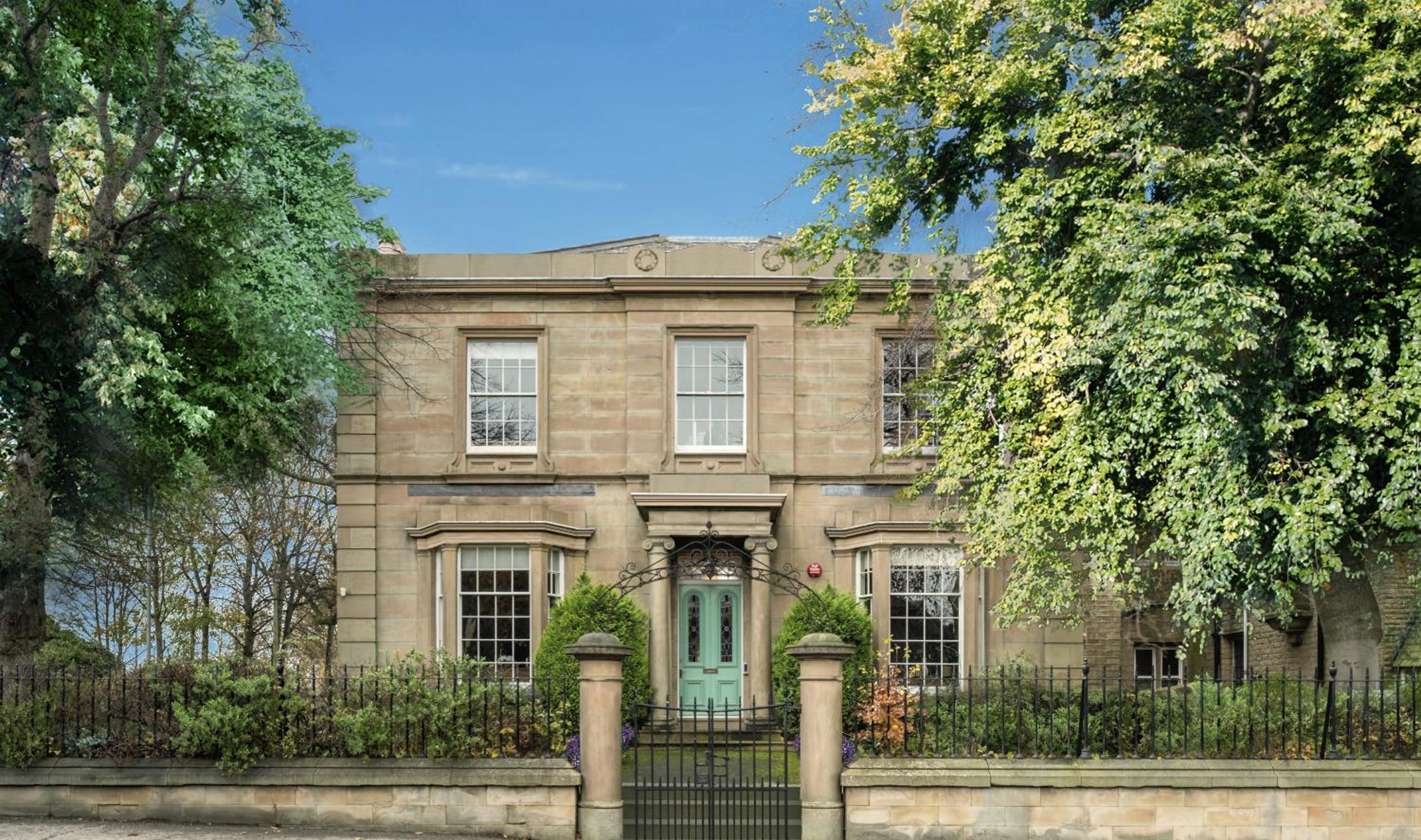 Norfolk House Hosted by The Scarlet Hen