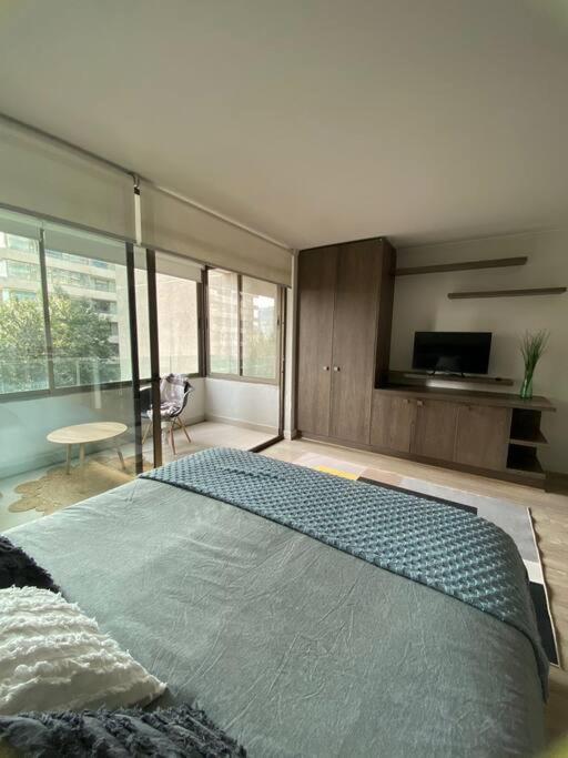 The Singular Apartment