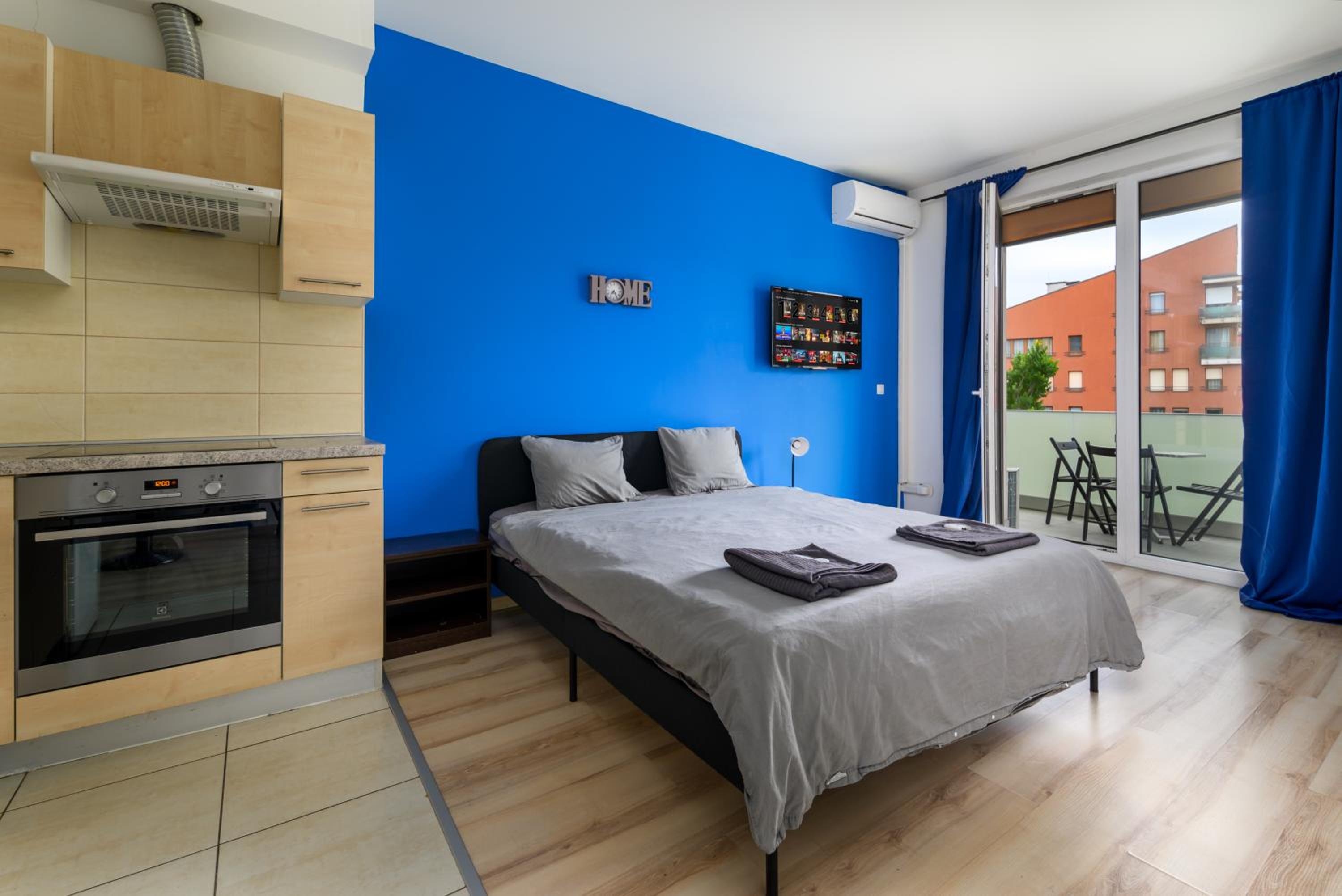 Park Residence Blue suite- Free parking