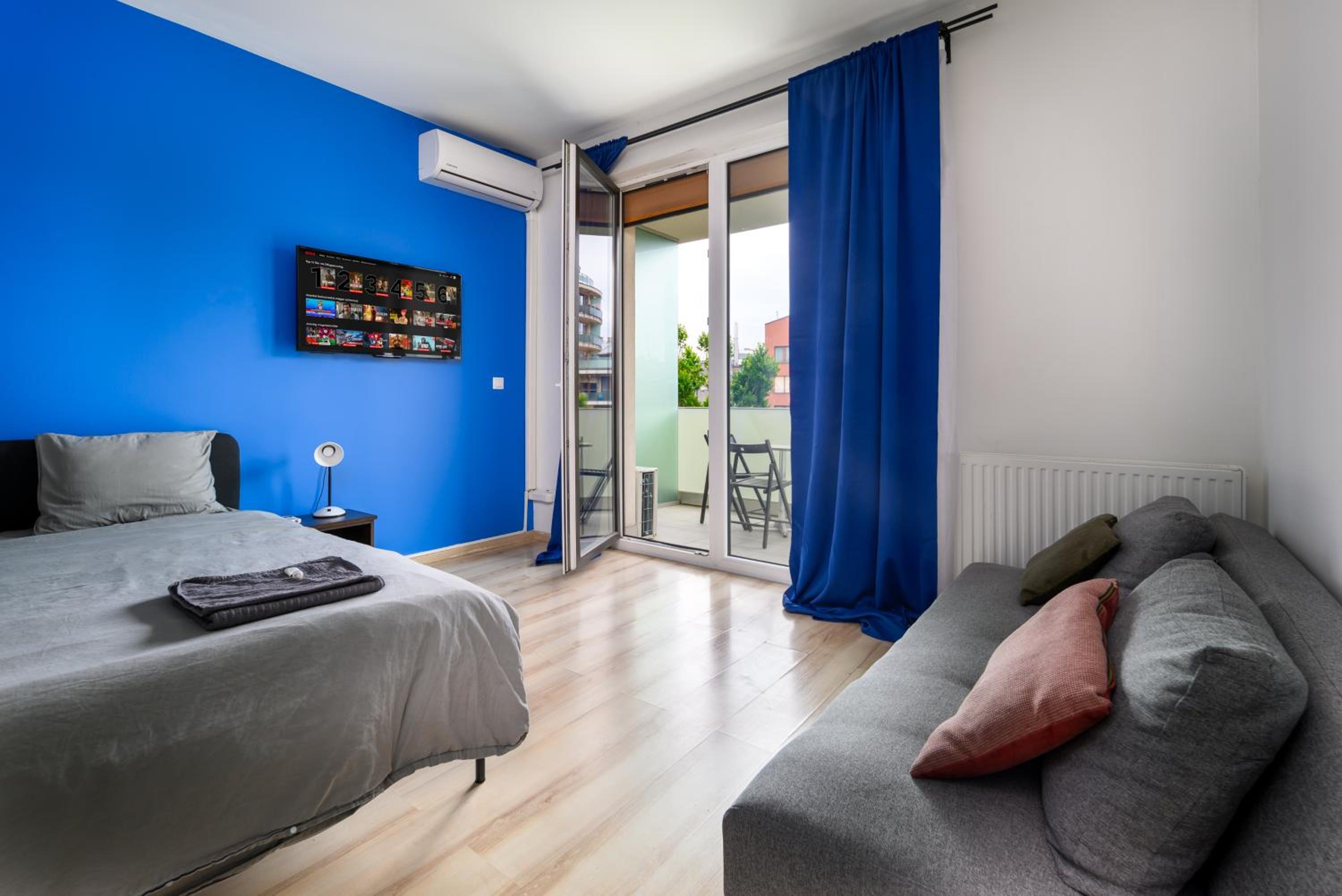 Park Residence Blue suite- Free parking