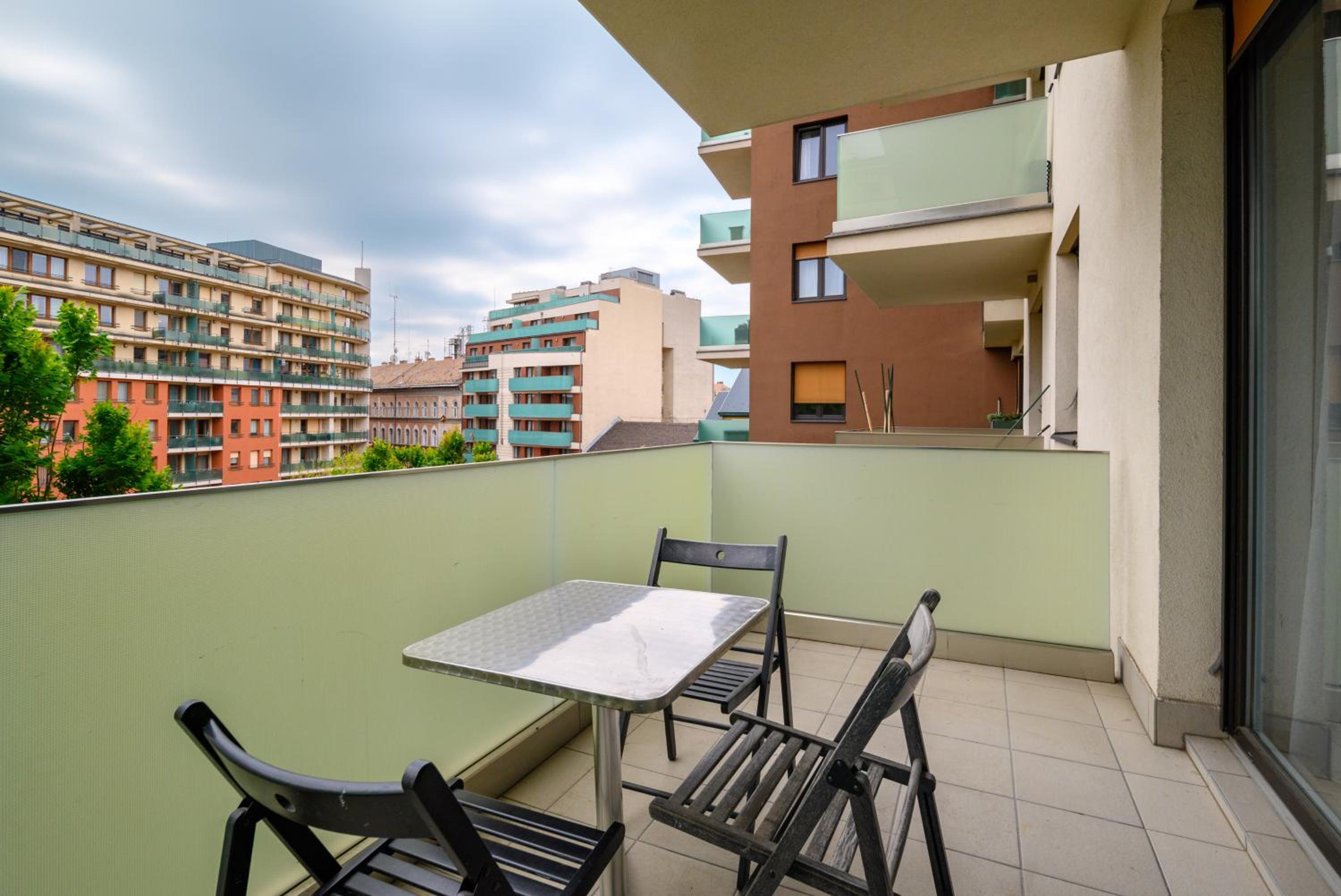 Park Residence Blue suite- Free parking