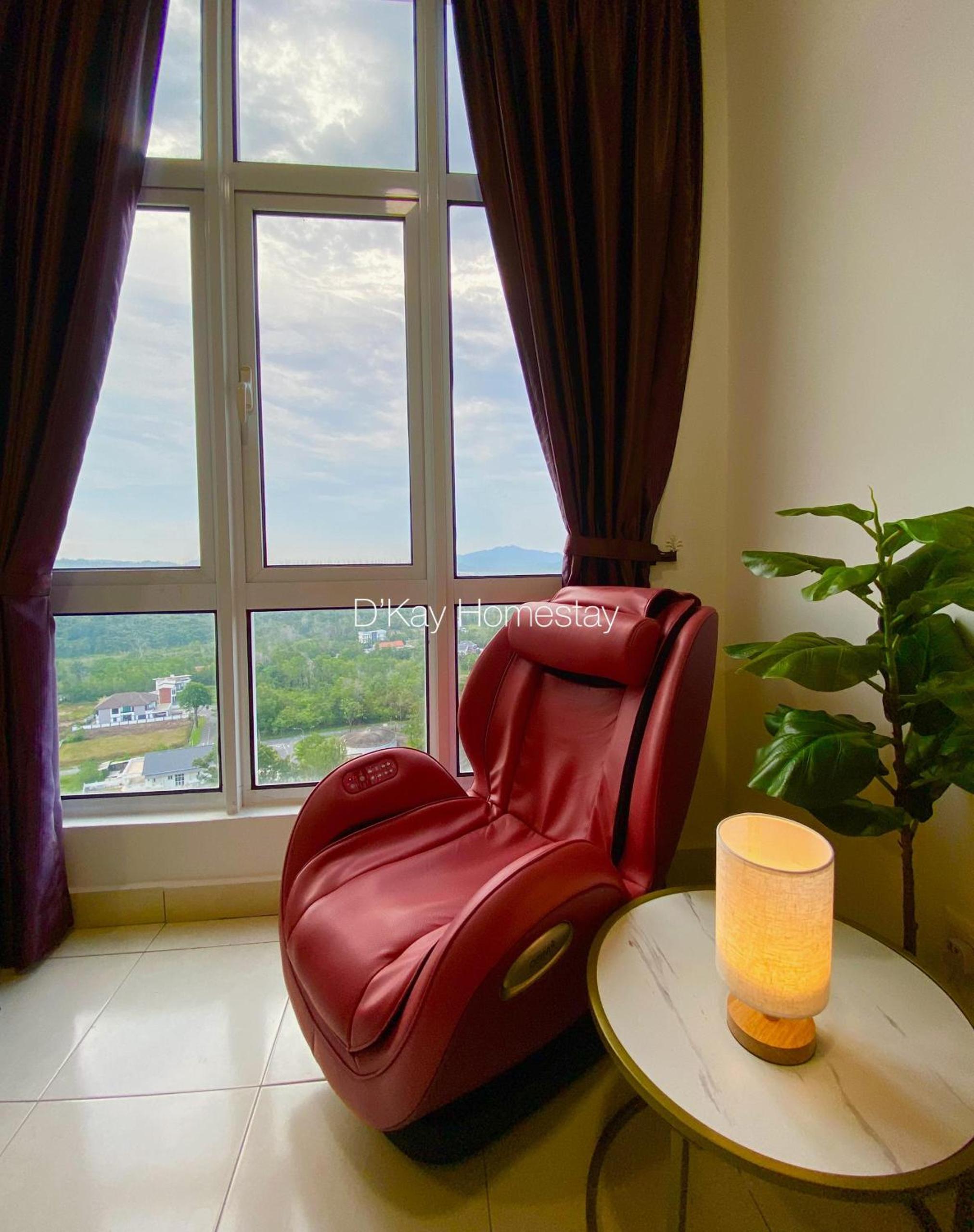 MESAHILL Studio with MASSAGE CHAIR at Nilai by D'KAY HOMES, near USIM KLIA photo 1