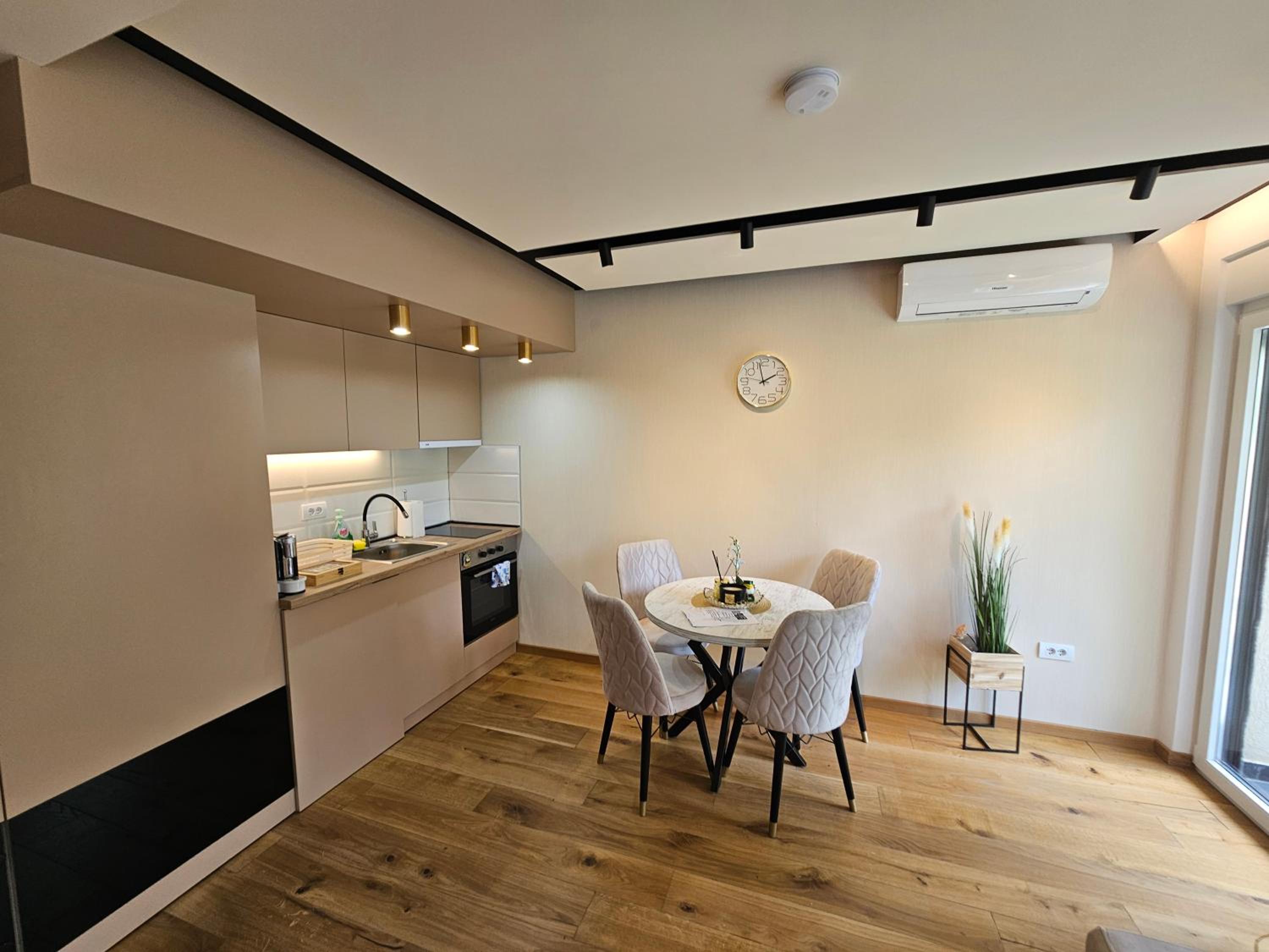 PREMIUM APARTMAN ELENI ROOMS,oaza mira i tisine u centru Vrnjacke banje