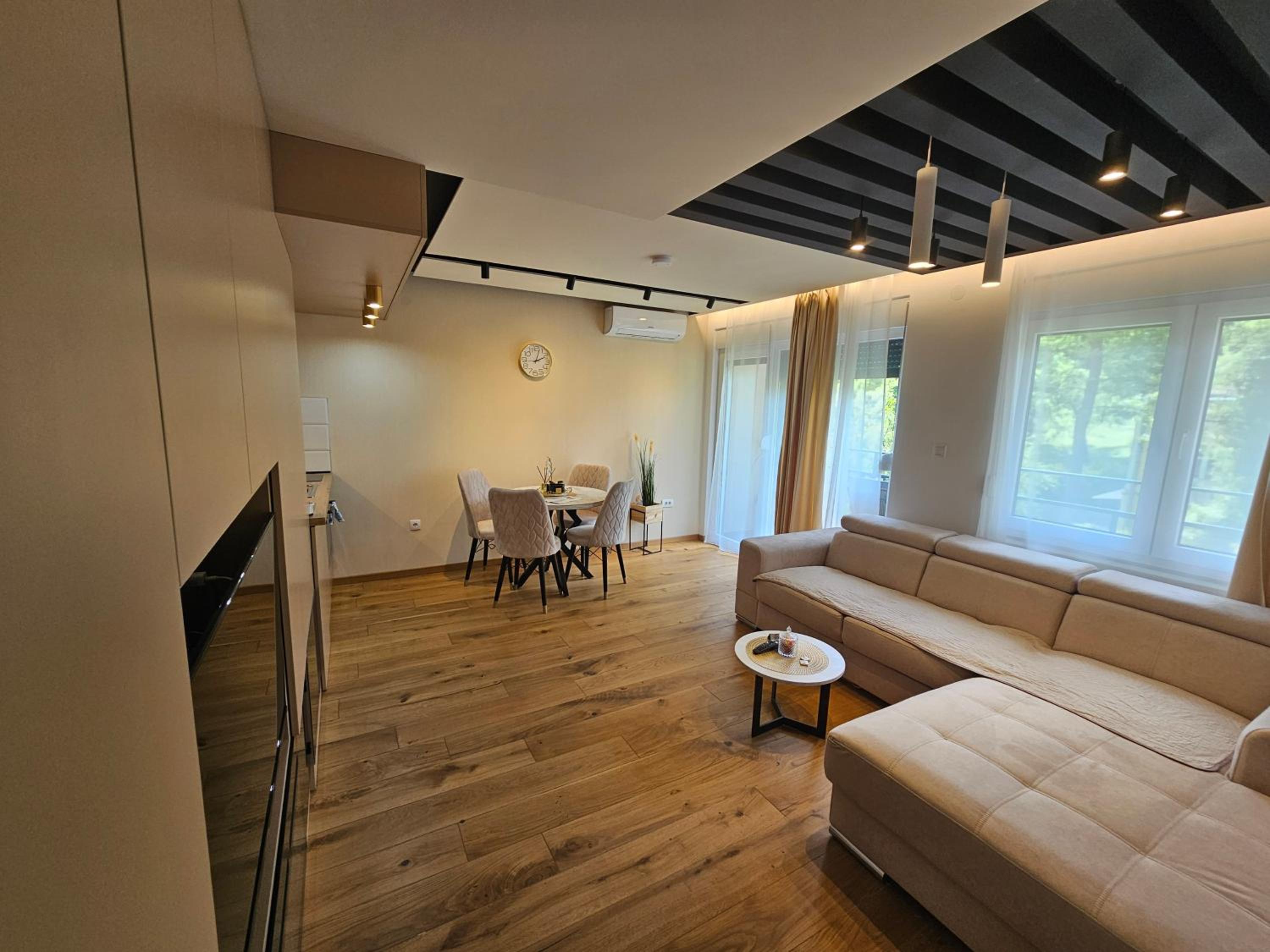 PREMIUM APARTMAN ELENI ROOMS,oaza mira i tisine u centru Vrnjacke banje