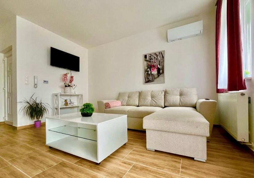 Anna apartmanok