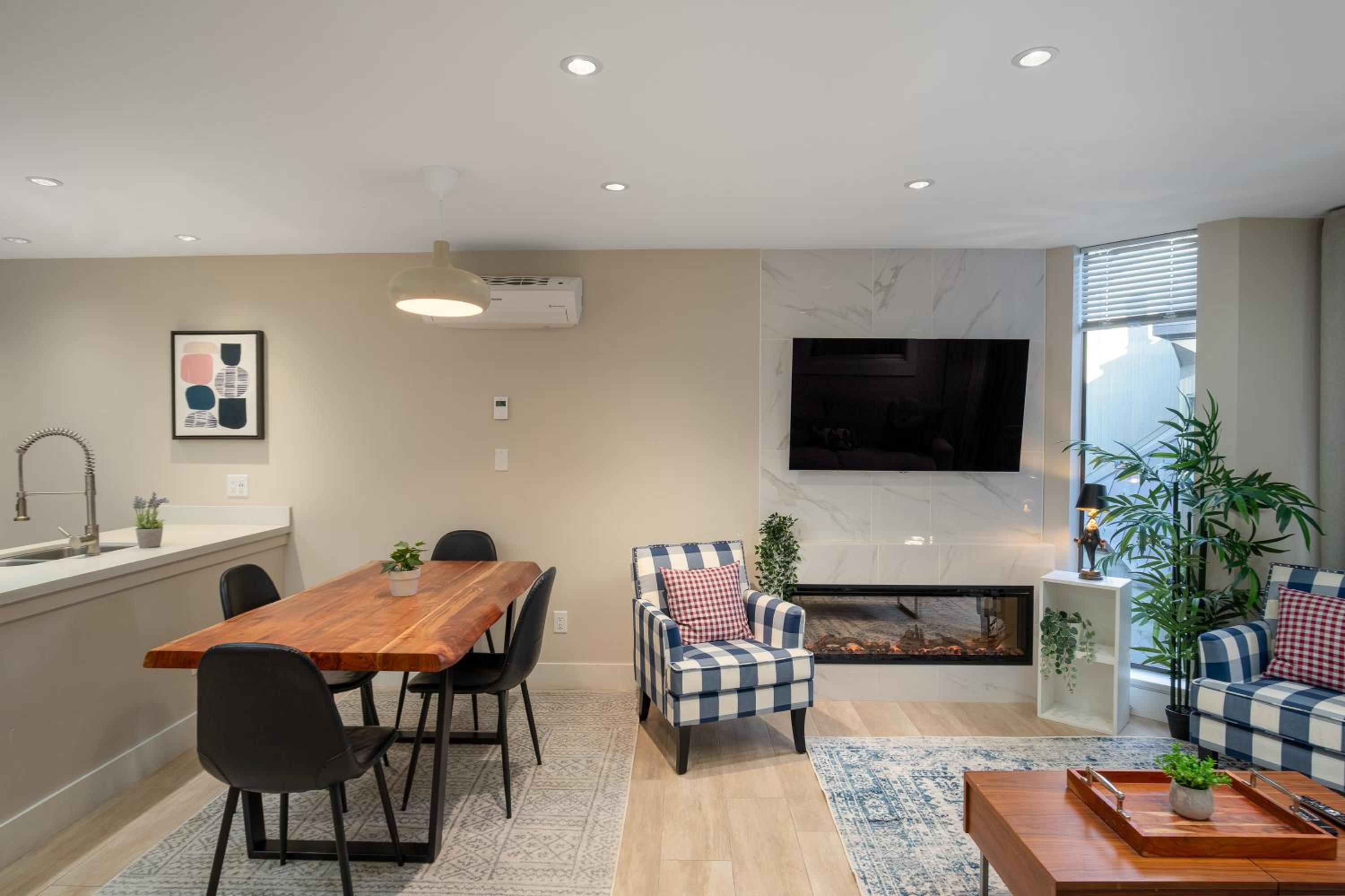 1BR plus Two Dens in The Gables, Epic Location Near Gondolas, Private Balcony, Fireplace, Parking